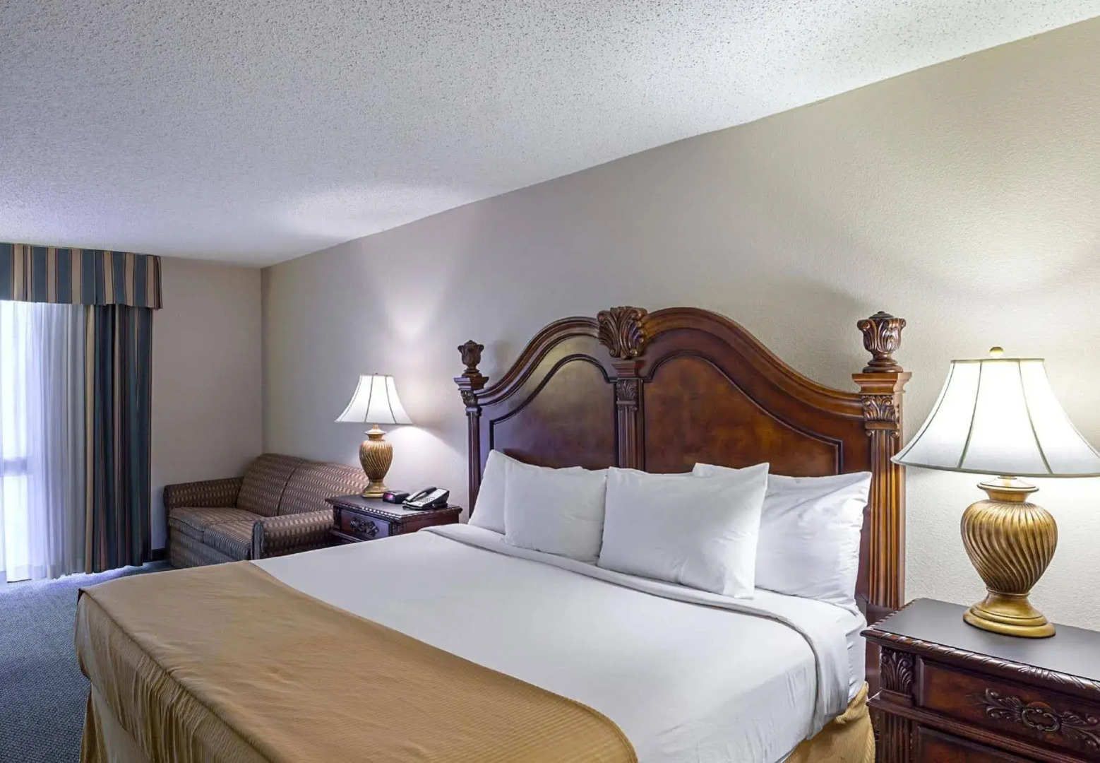 Clarion Hotel Desoto