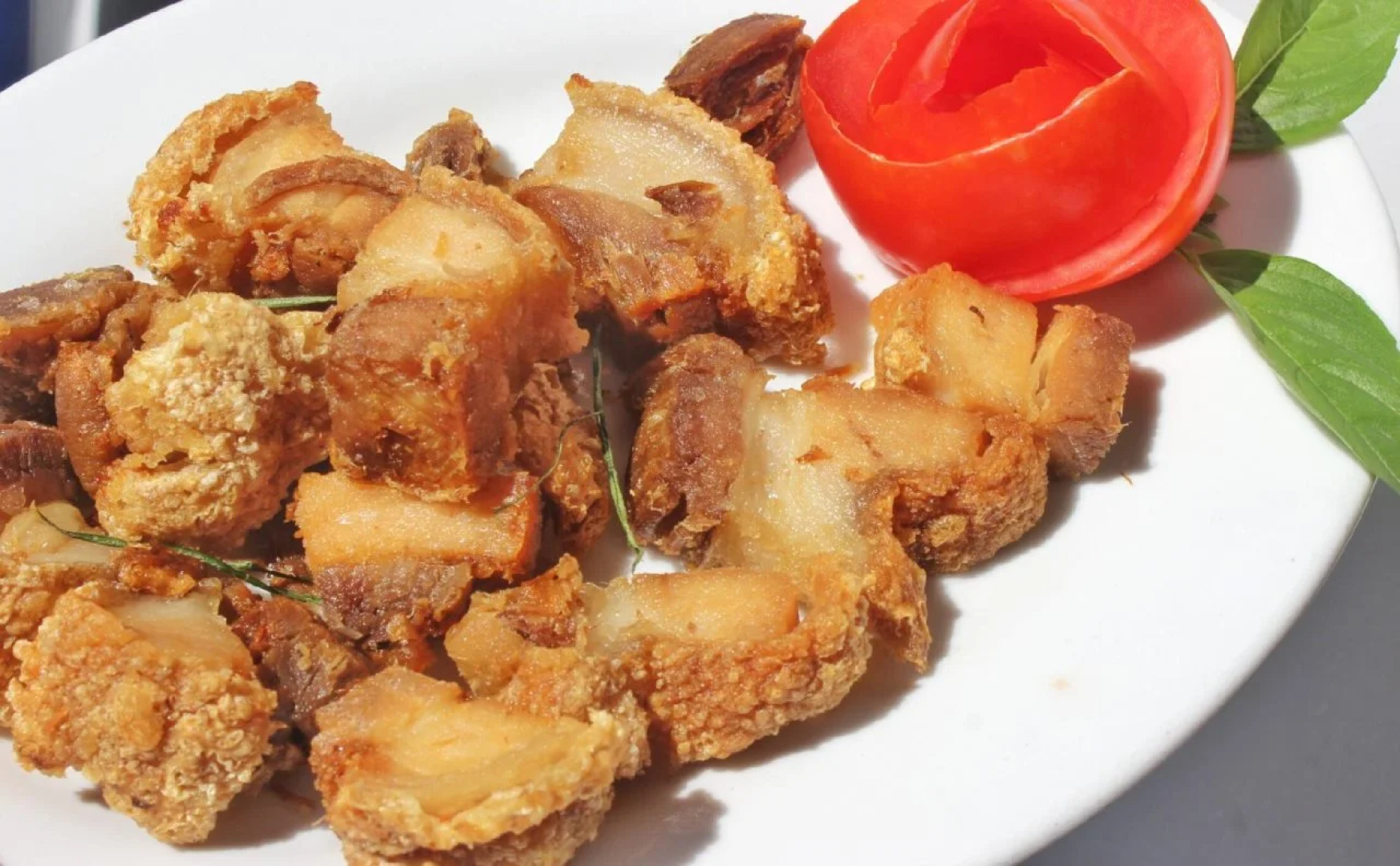 Veranda Suites and Restaurant