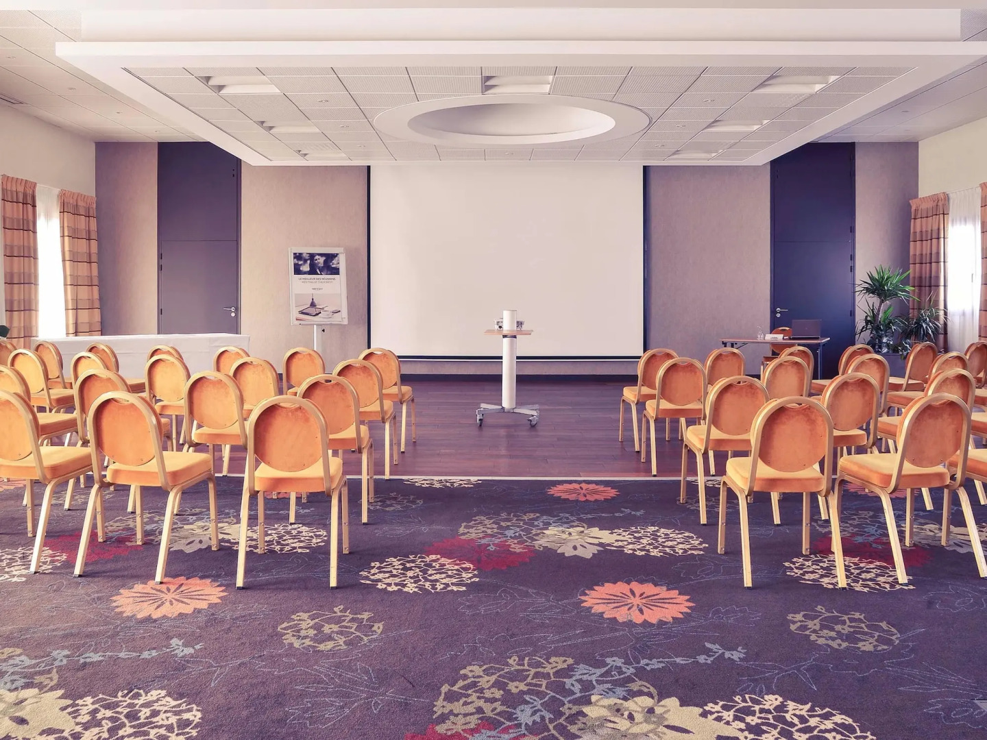 Mercure Auxerre Autoroute du Soleil