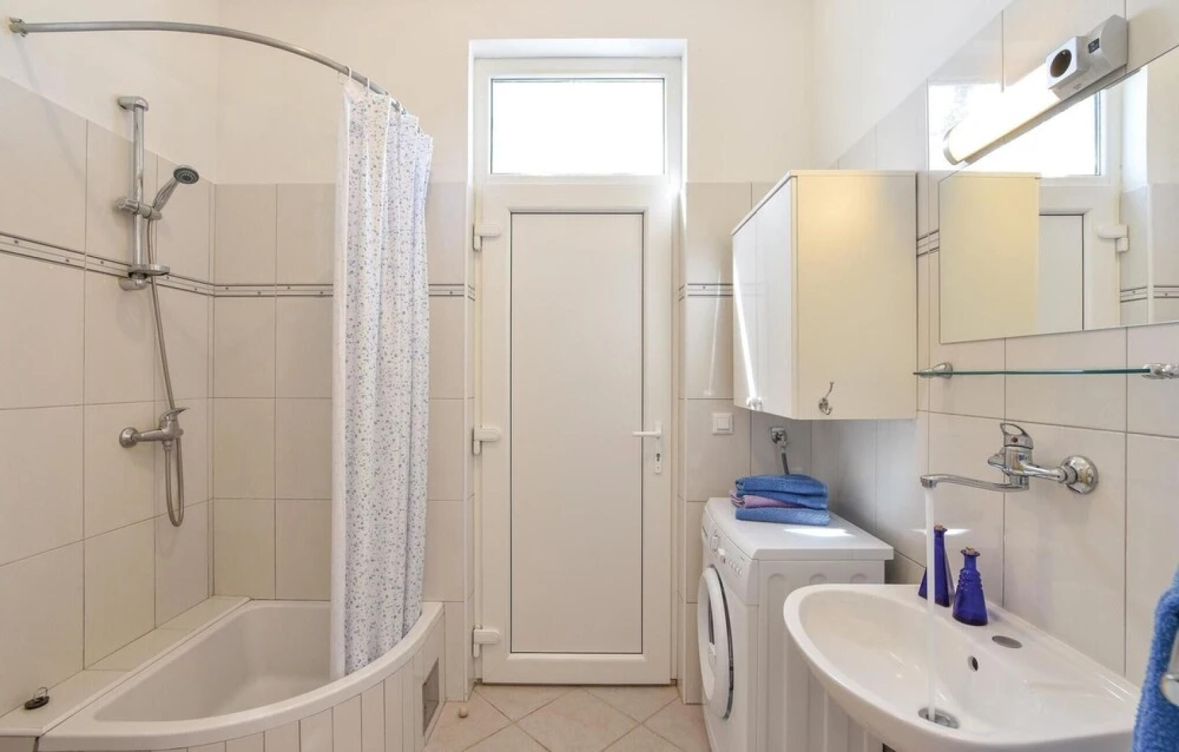 Stunning Home in Klis With Wifi and 3 Bedrooms