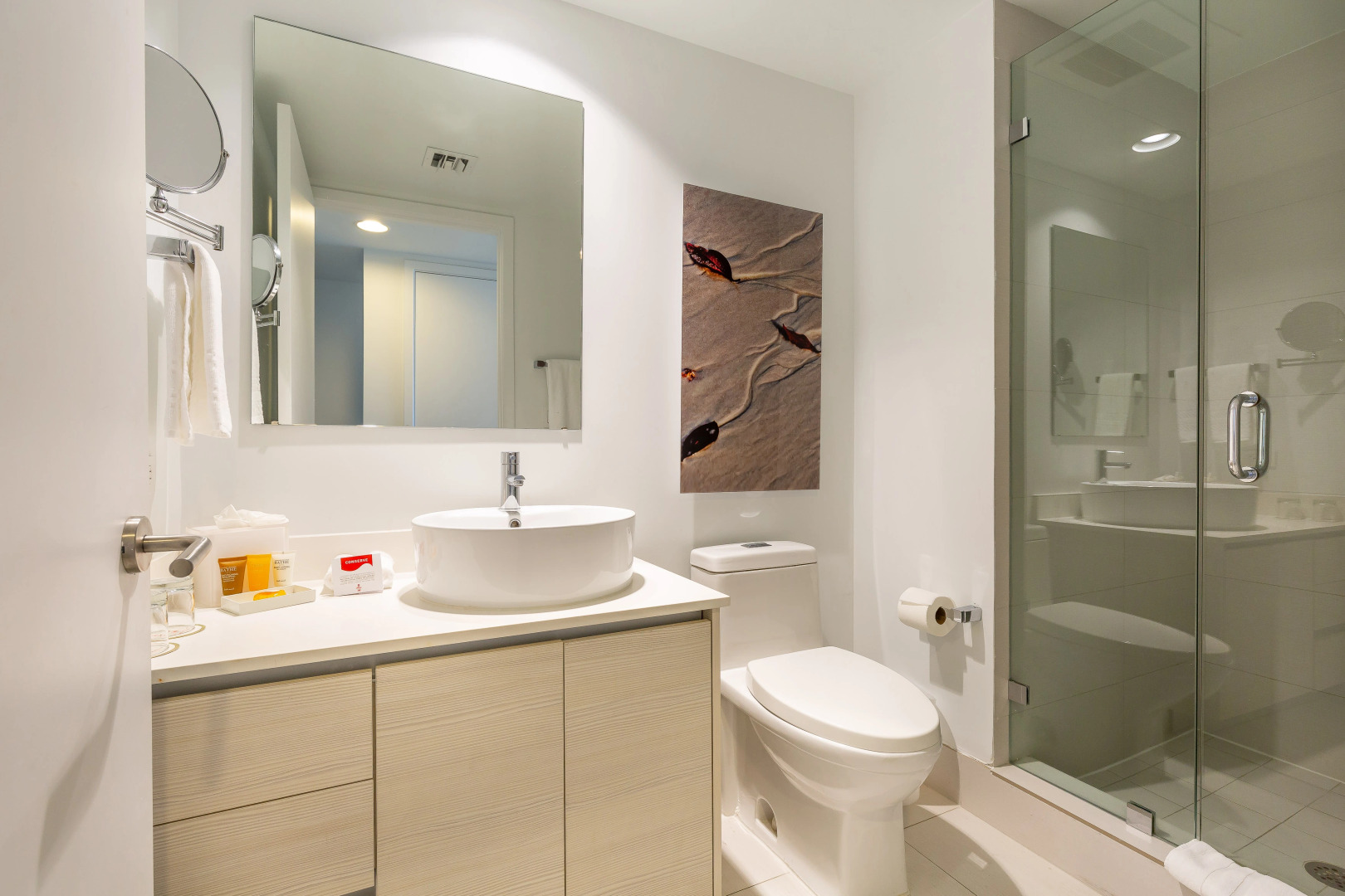 2BR Private Ocean Luxury Condos at Beachwalk Resort