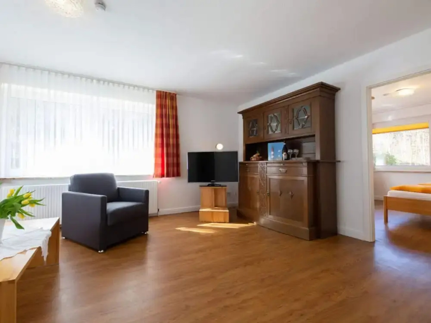 Pleasant Apartment in Suddorf