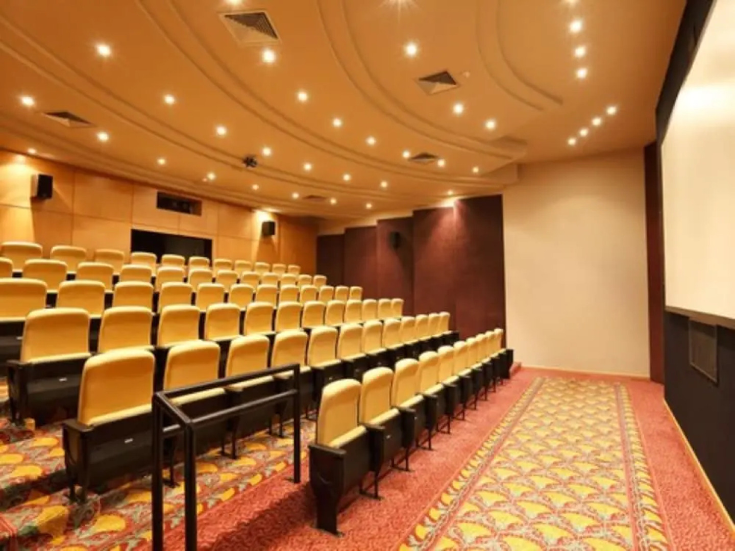 Royal Palm Plaza / The Palms