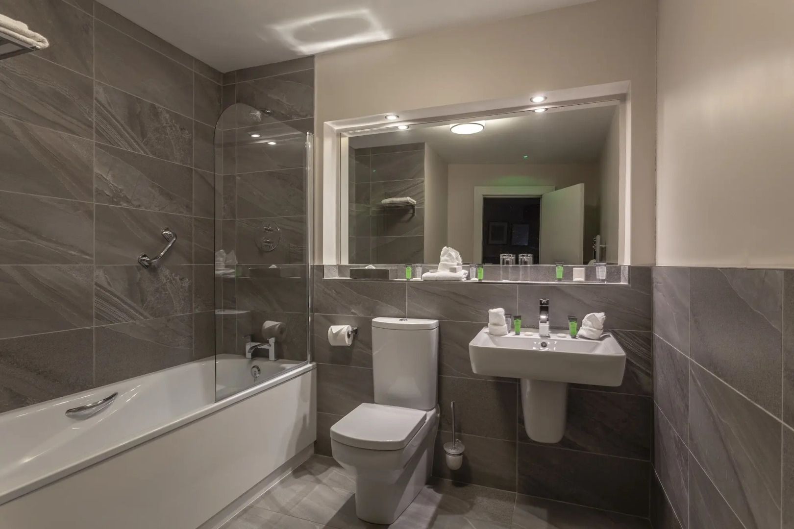 Glenroyal Hotel & Leisure Club