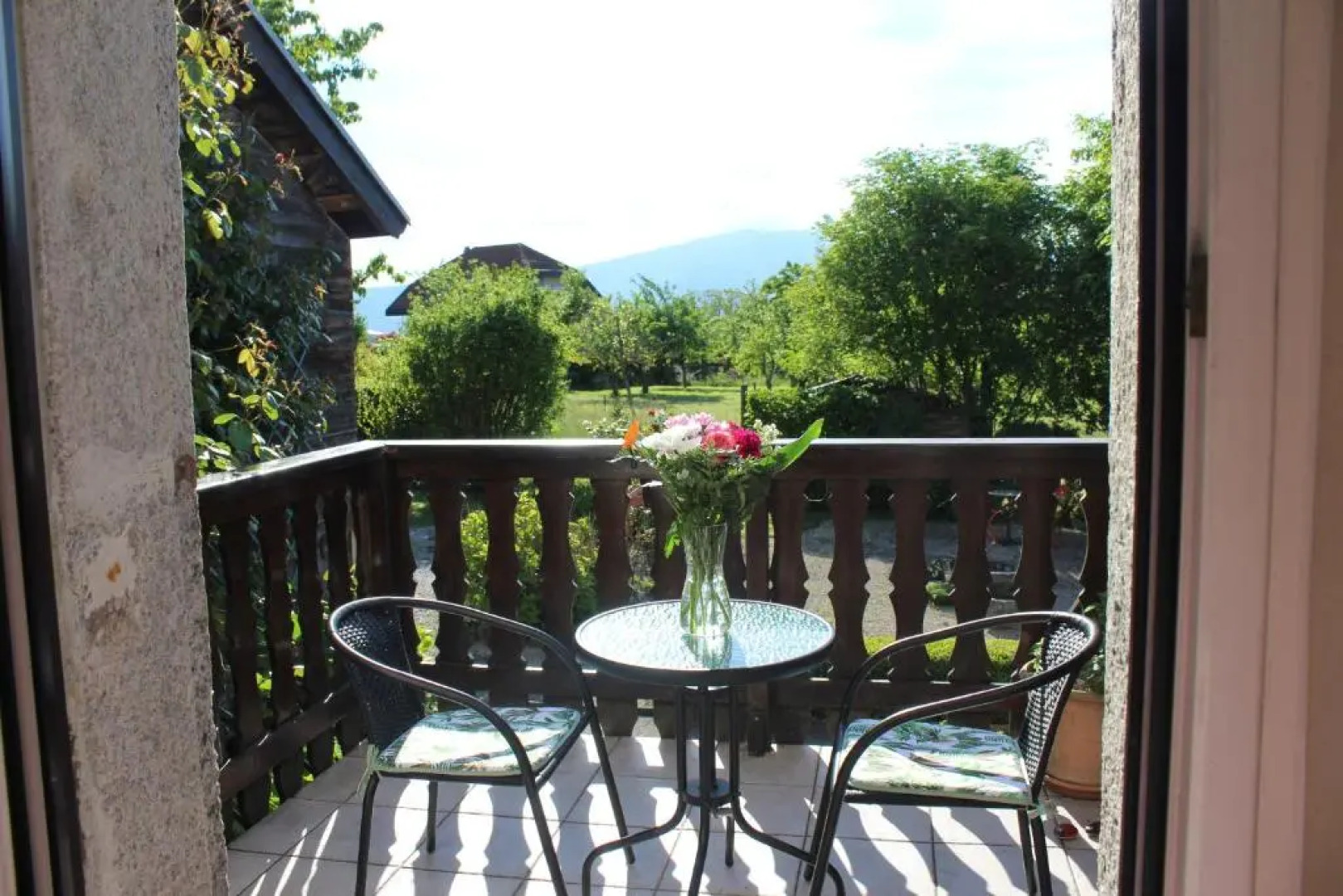 Le petit nid à Viry