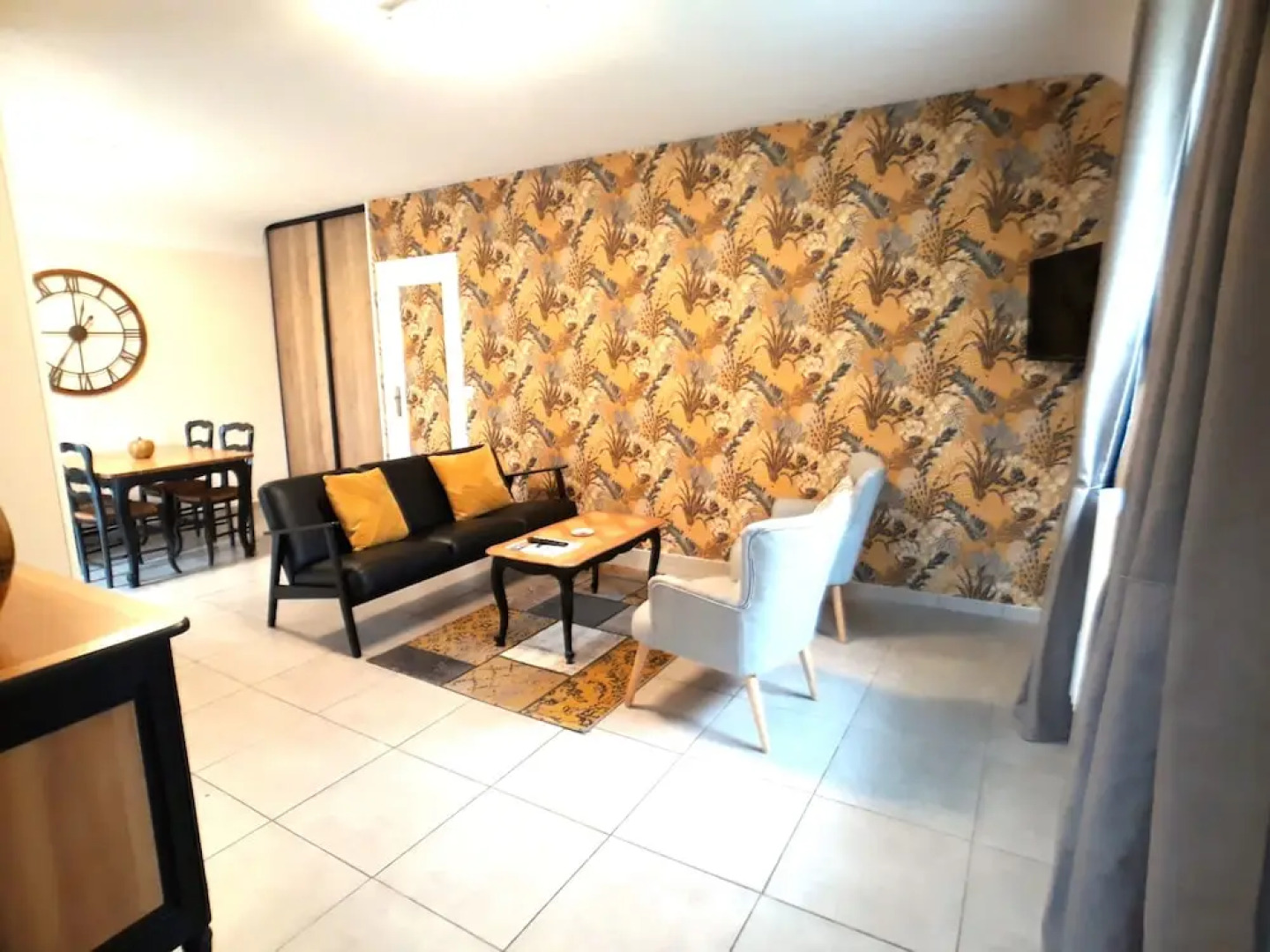 Le Manoir de Placy - Bed and Breakfast