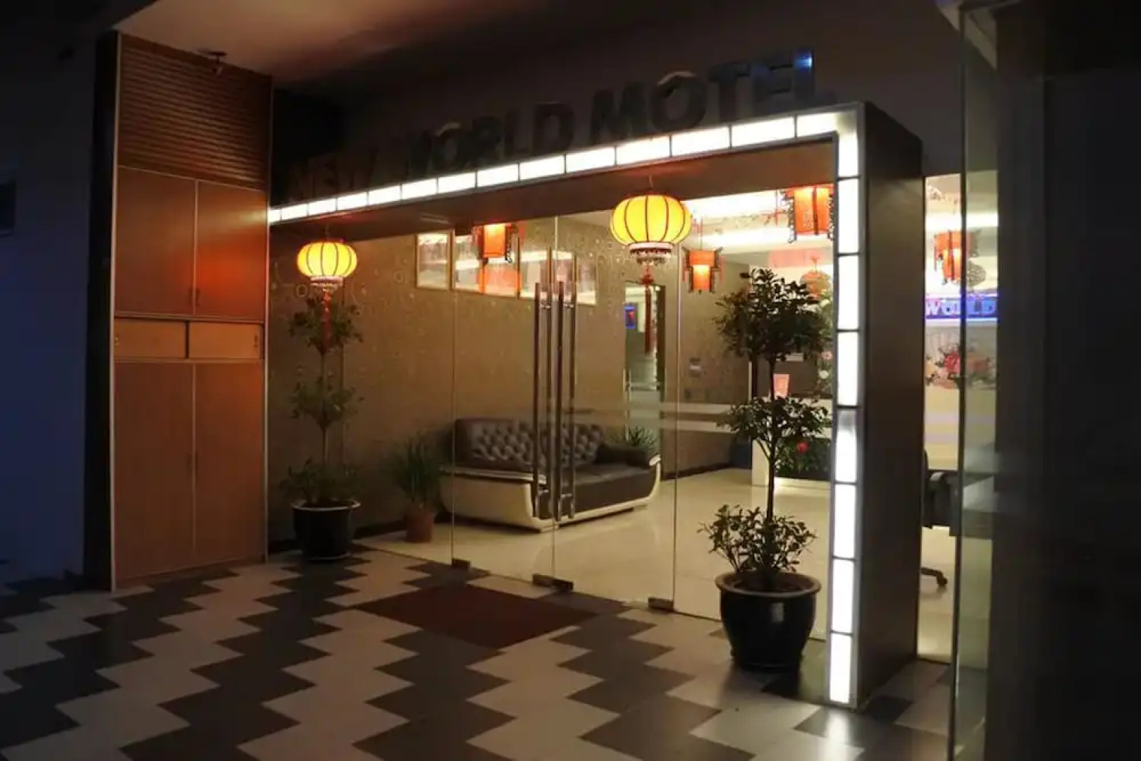 New World Express Motel