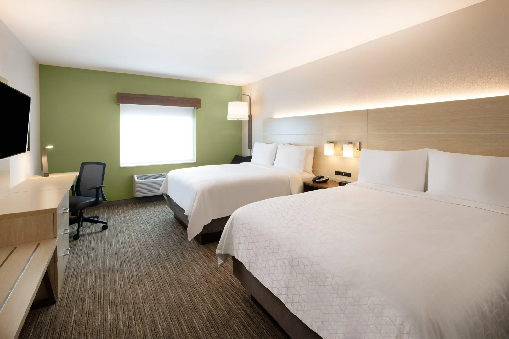Holiday Inn Express & Suites Ft Myers Beach-Sanibel Gateway by IHG