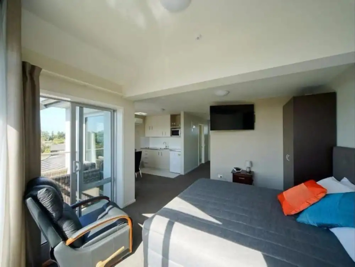 Coastal Ridge Apartments