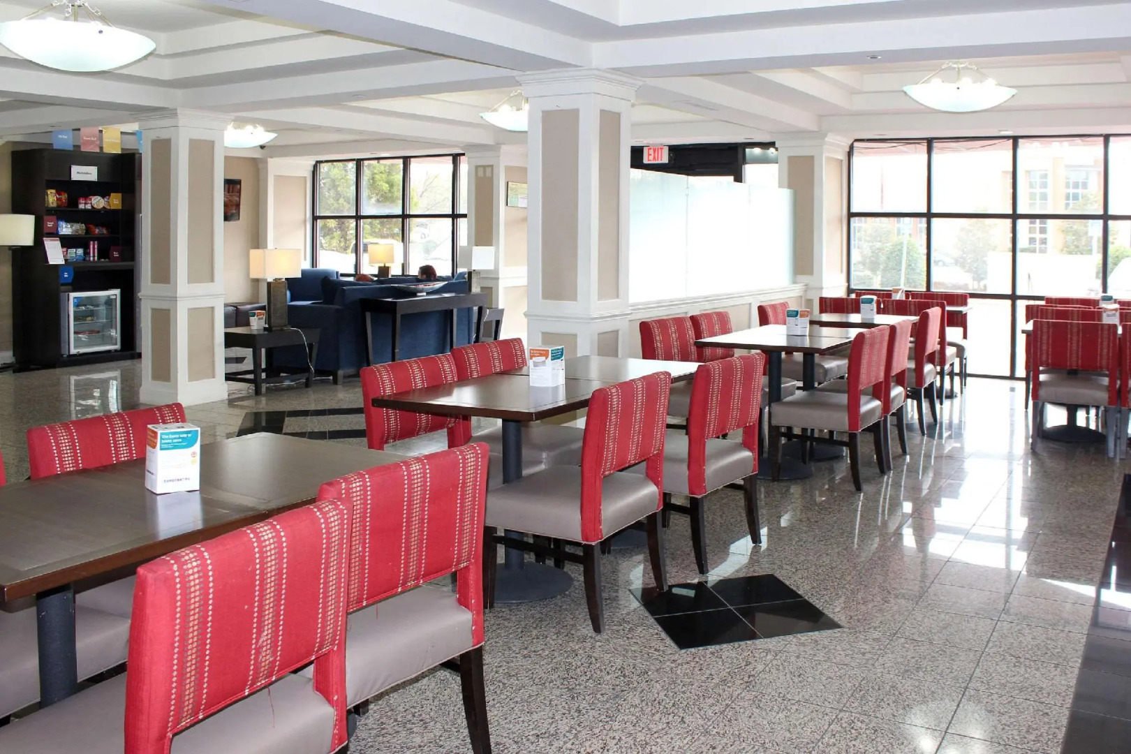 Holiday Inn Express & Suites Atlanta - Tucker Northlake by IHG