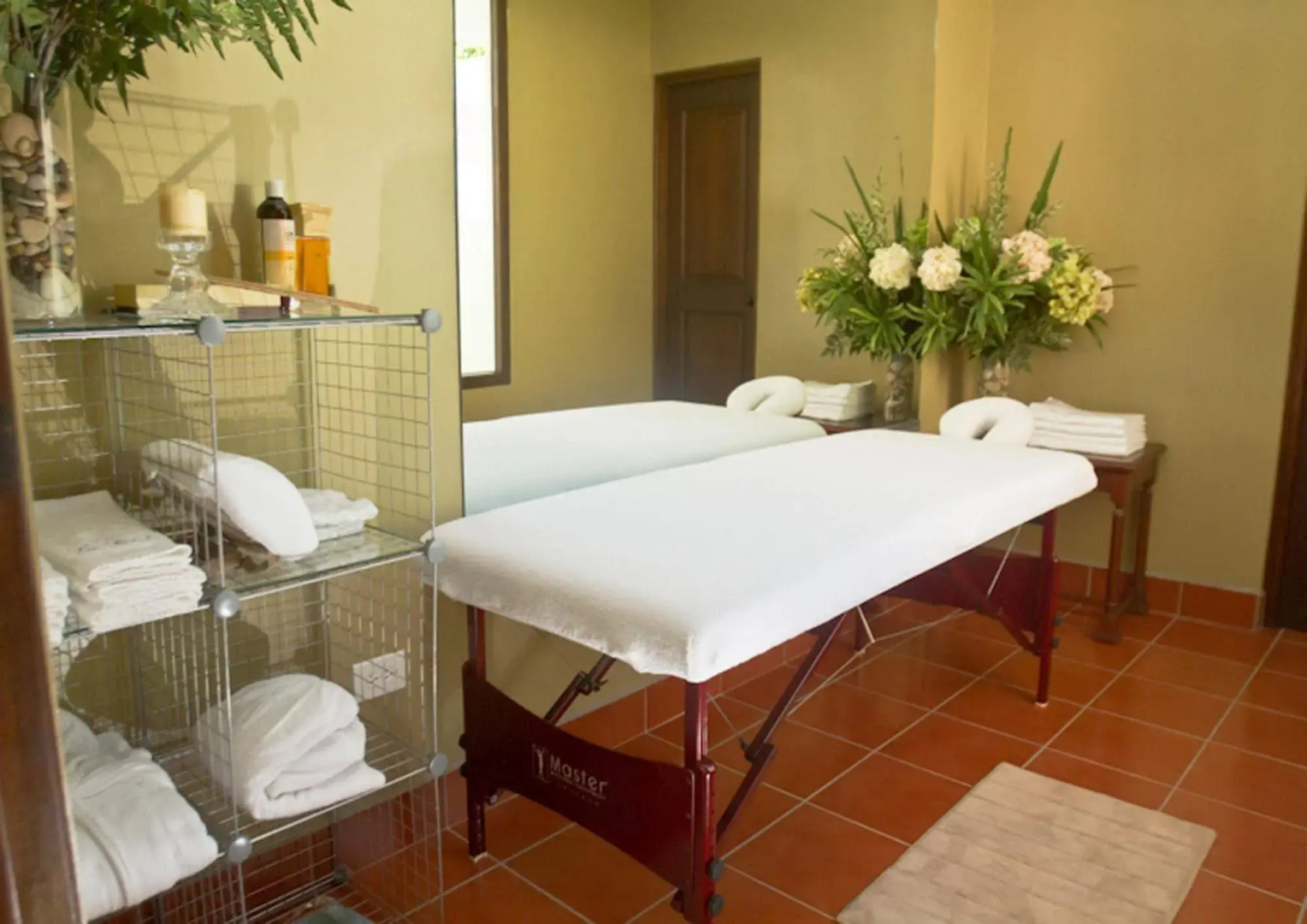 Hotel Los Portales