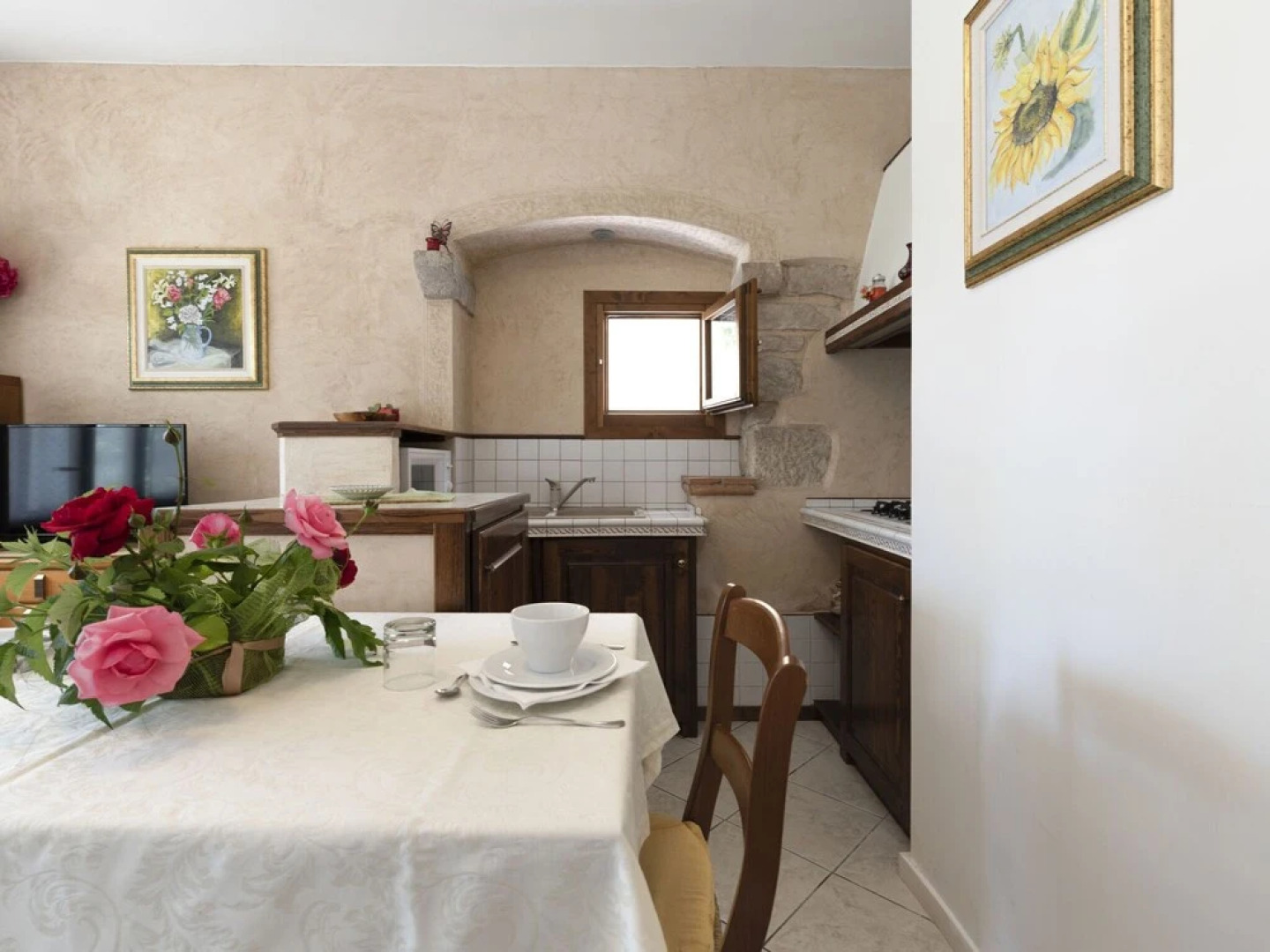 Simplistic Apartment in Miane by the Lake