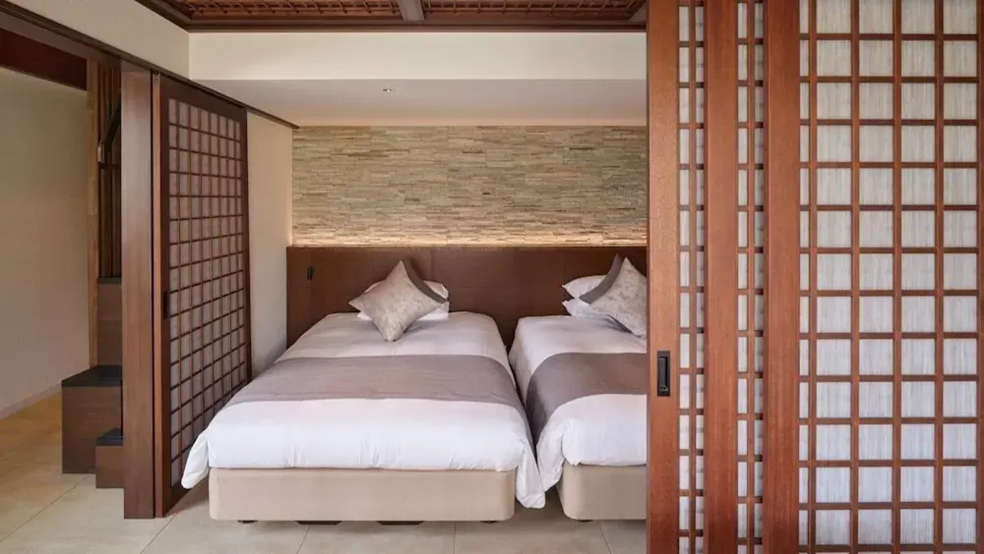 Adventures Island Koyaruzawa Lodge