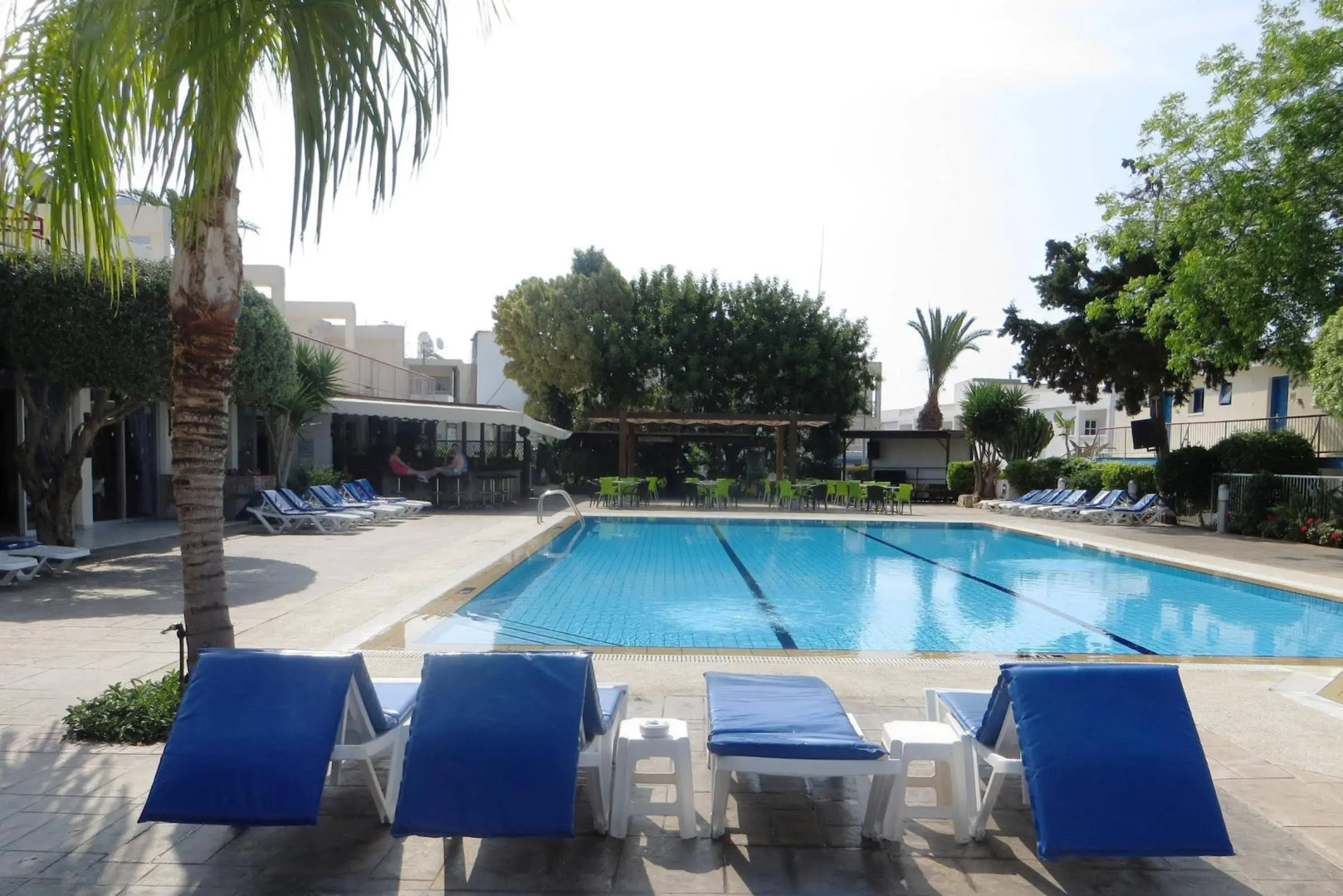 Green Bungalows Hotel Apartments