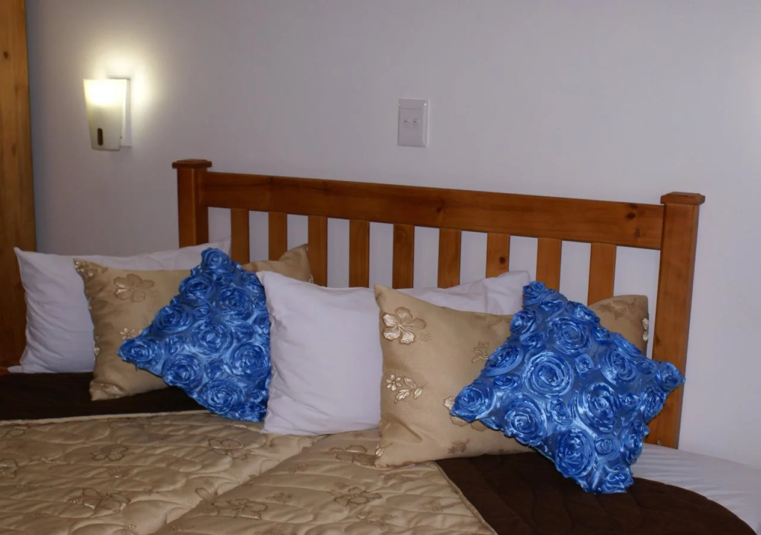 Airport Inn Bed and Breakfast