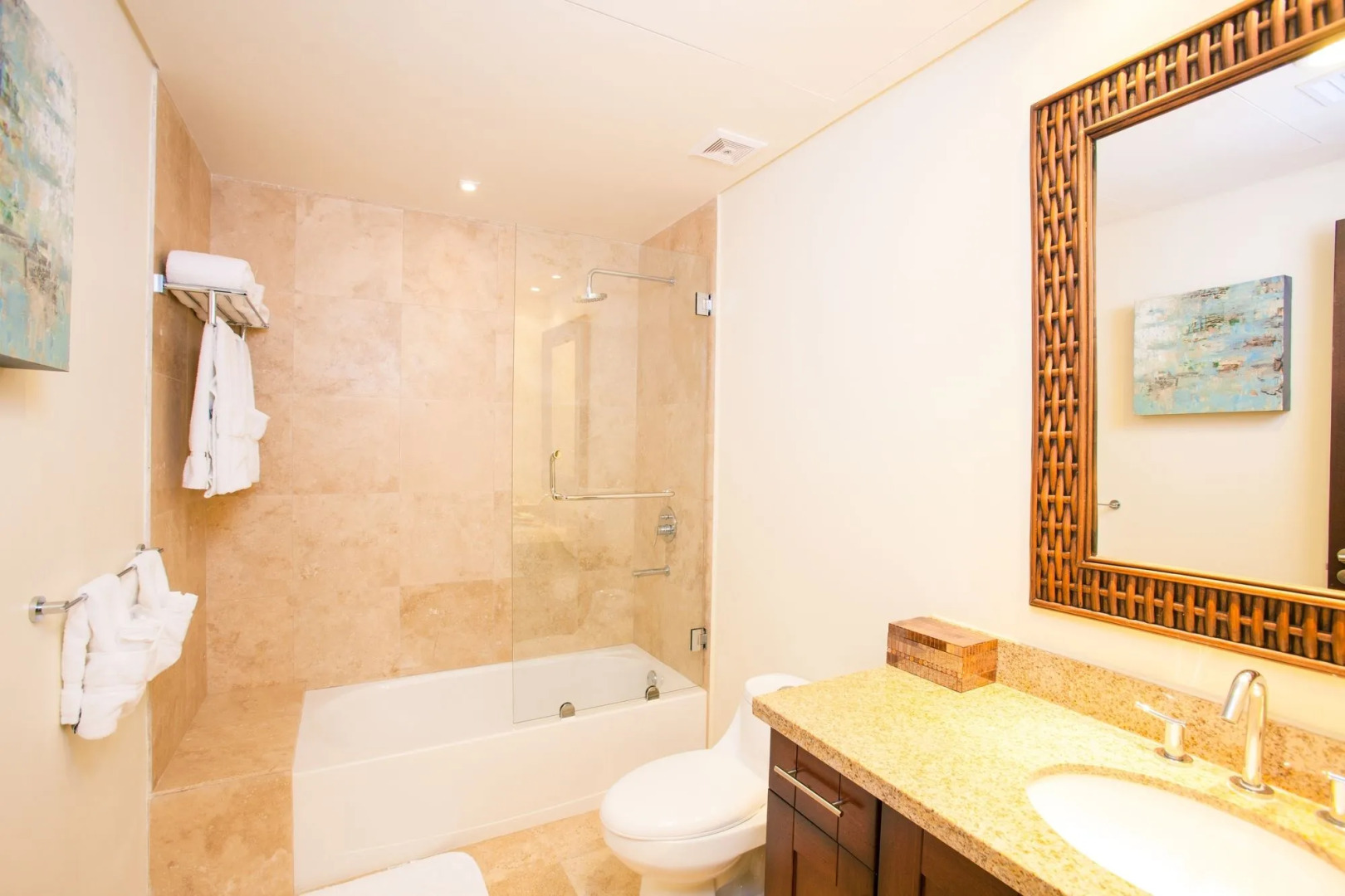 Grand Roatan Caribbean Resort