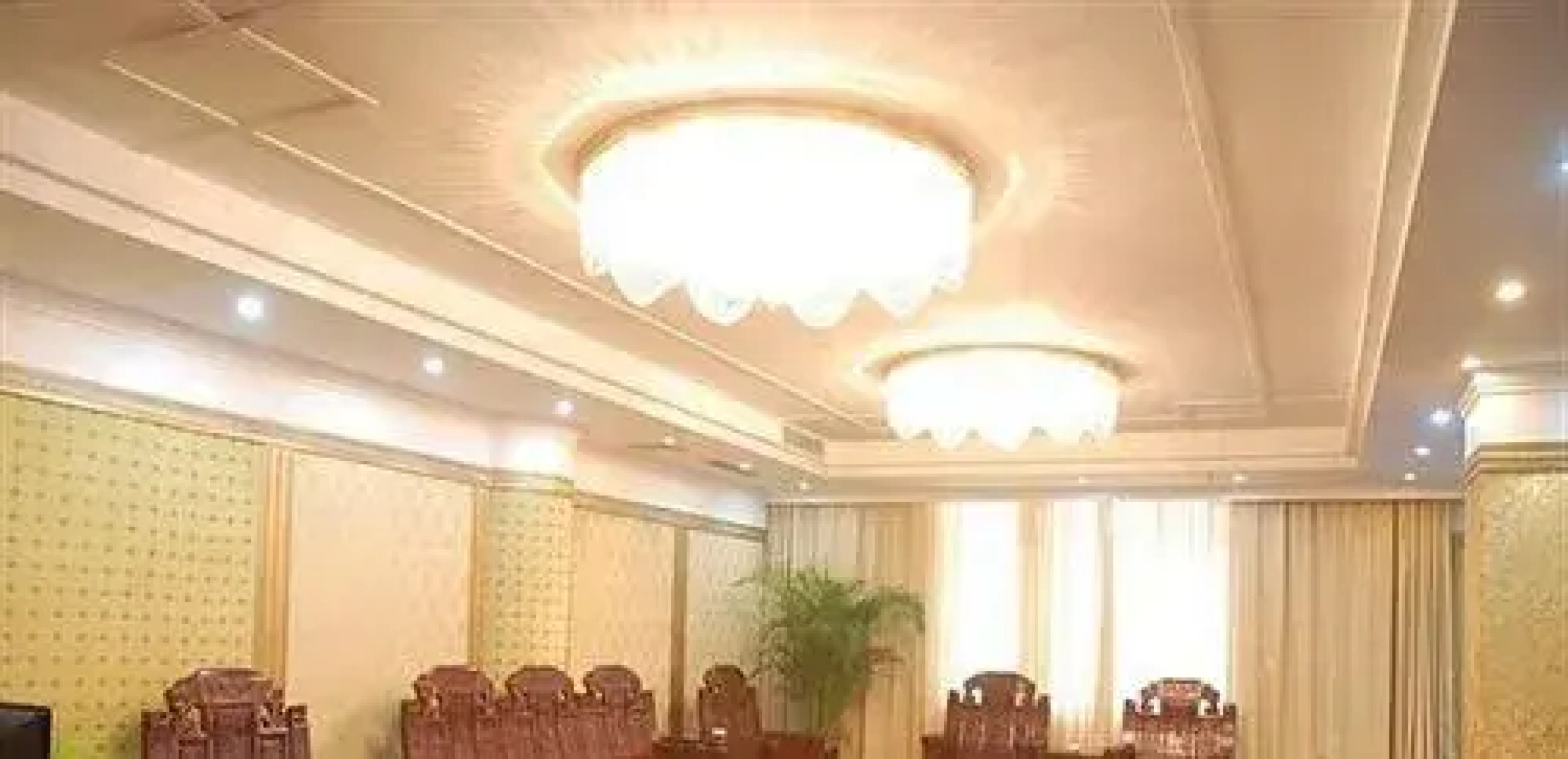 Lin Fuxin International Hotel