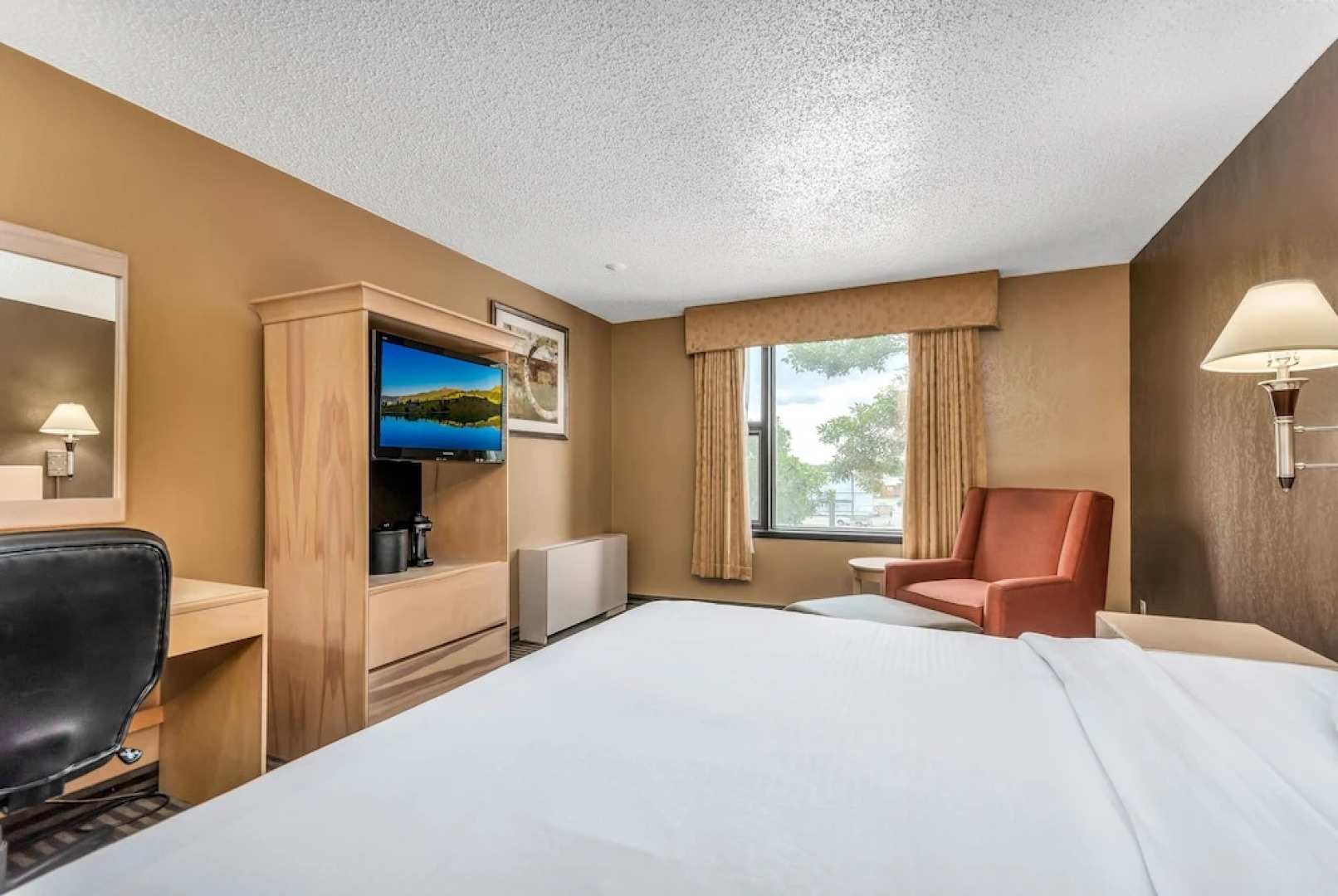 SureStay Plus Hotel by Best Western Seven Oaks