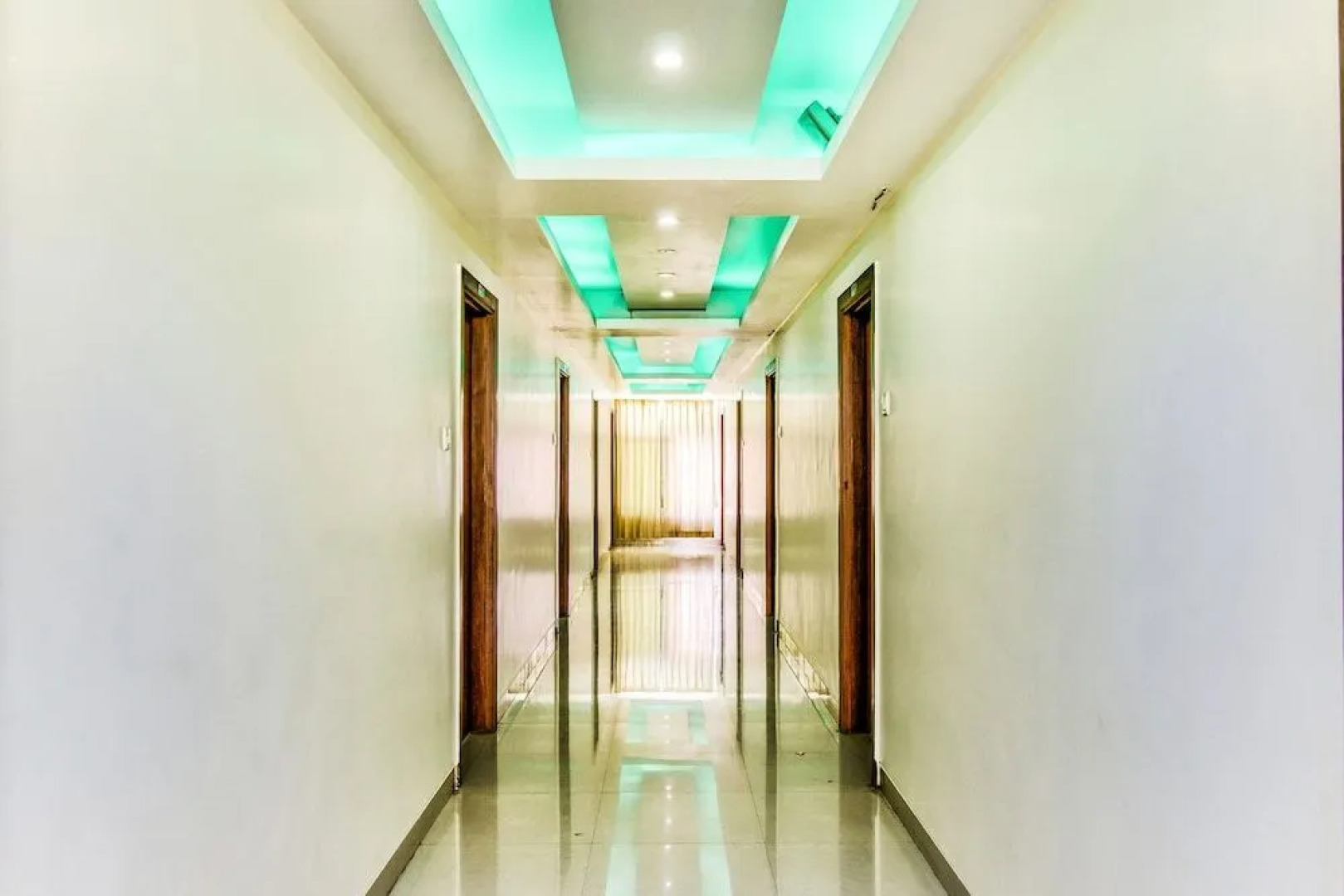 Hotel Kings L Grand, Mysore