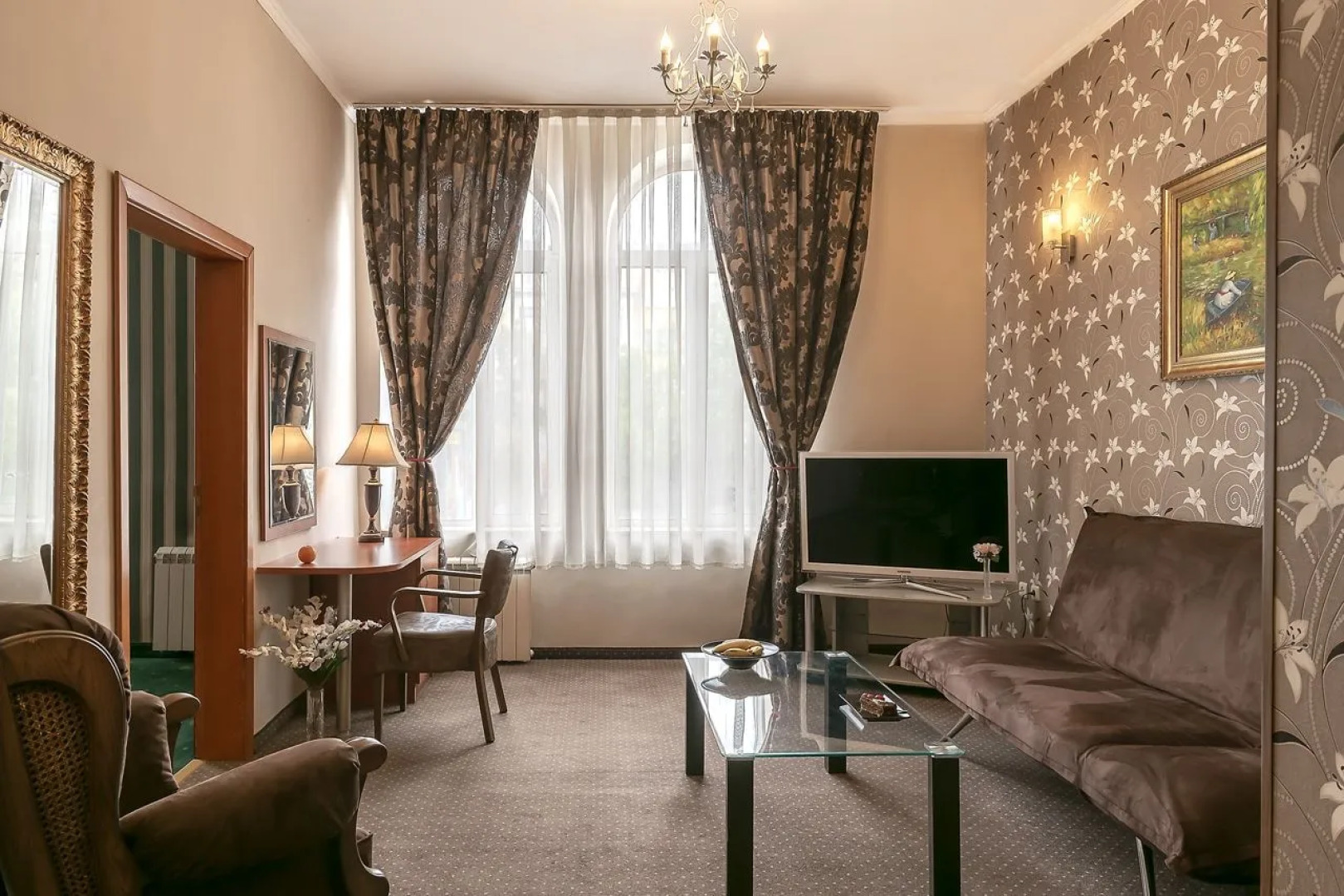 Maxim Boutique Hotel