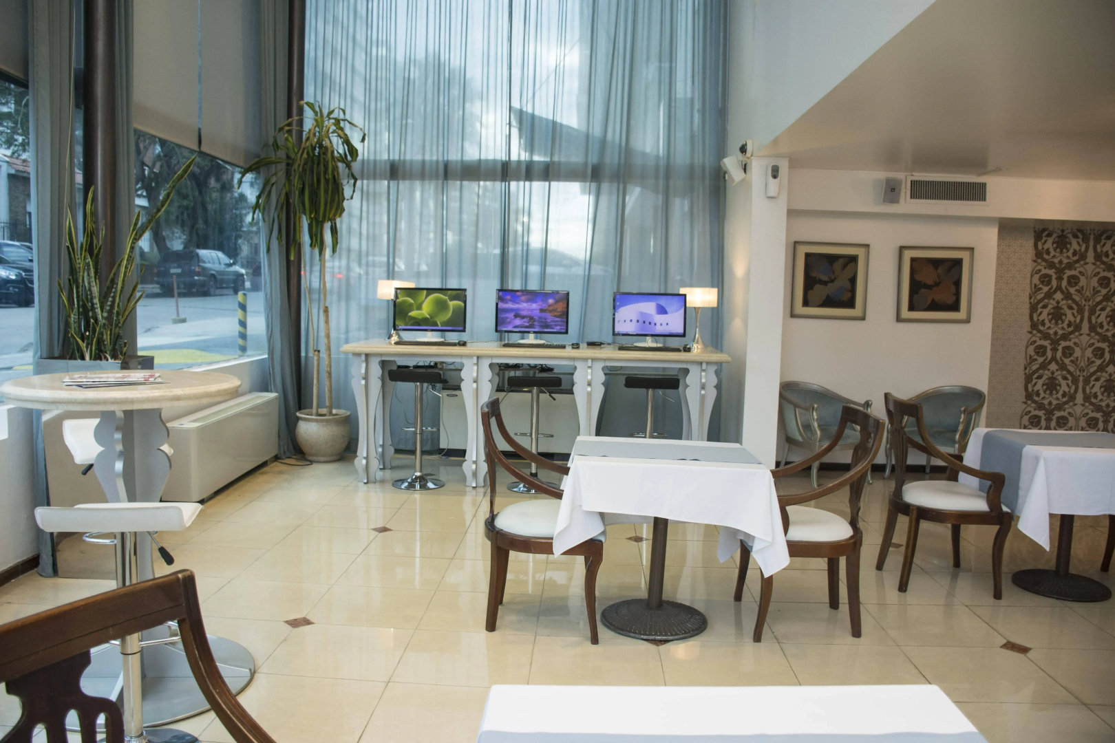 Palladium Business Hotel