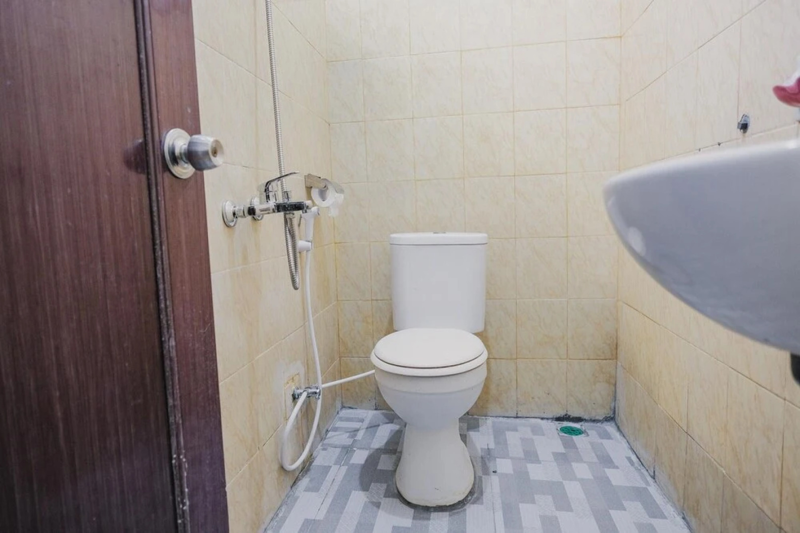 Hotel & RM Sahabat Utama by RedDoorz