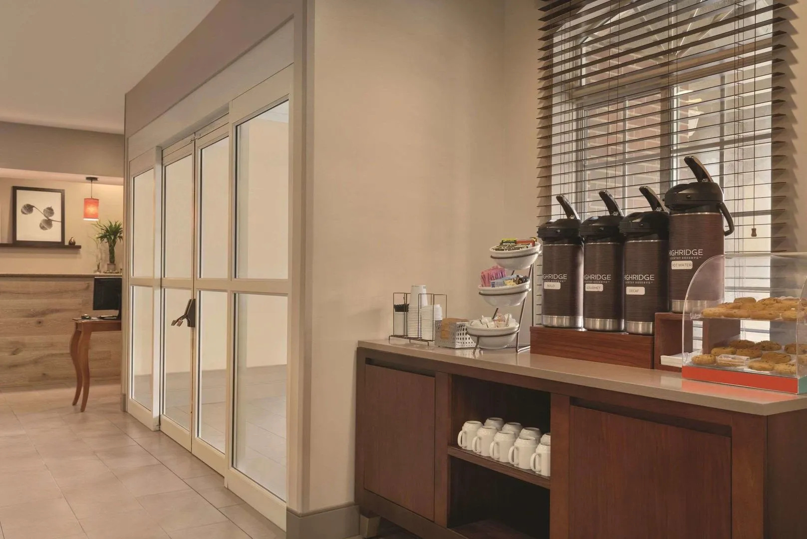 Country Inn & Suites by Radisson, Valparaiso, IN