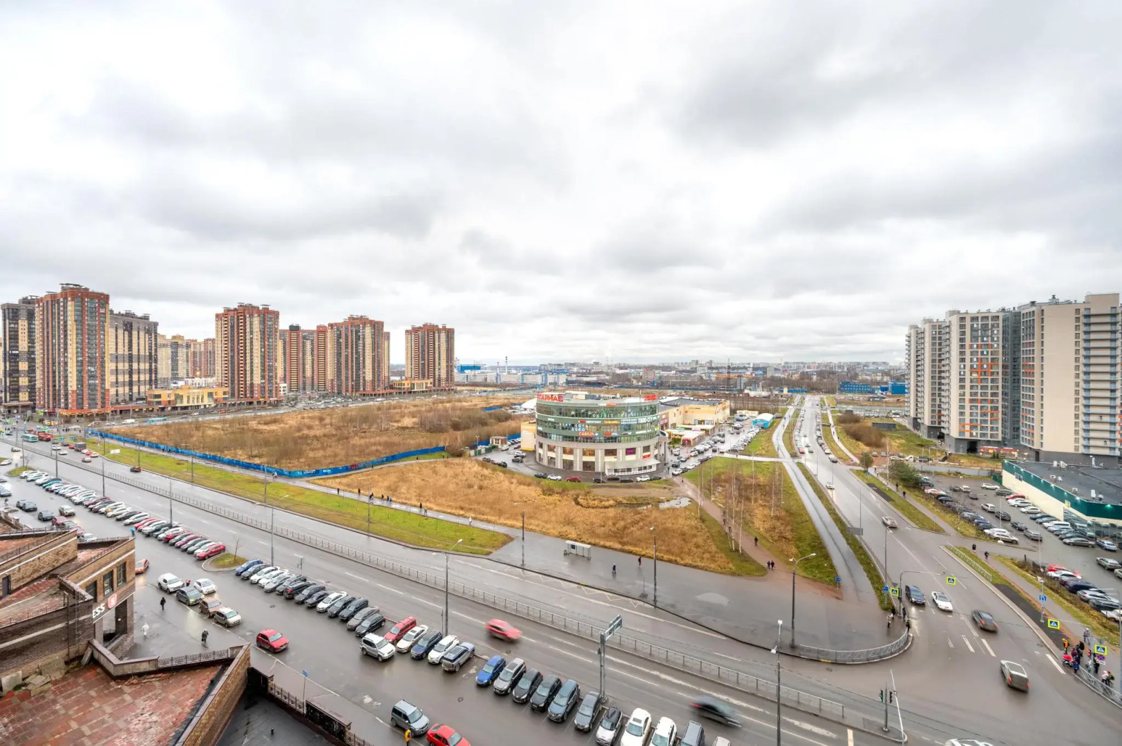 Апартаменты на улице Федора Абрамова 8