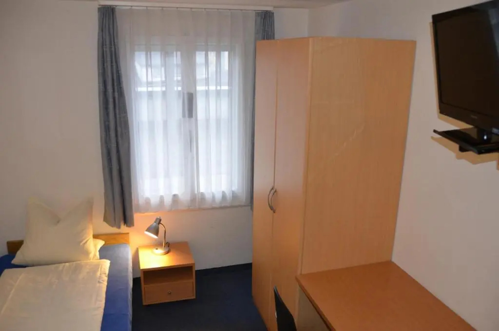 Hirschen Schwyz GmbH - Hostel