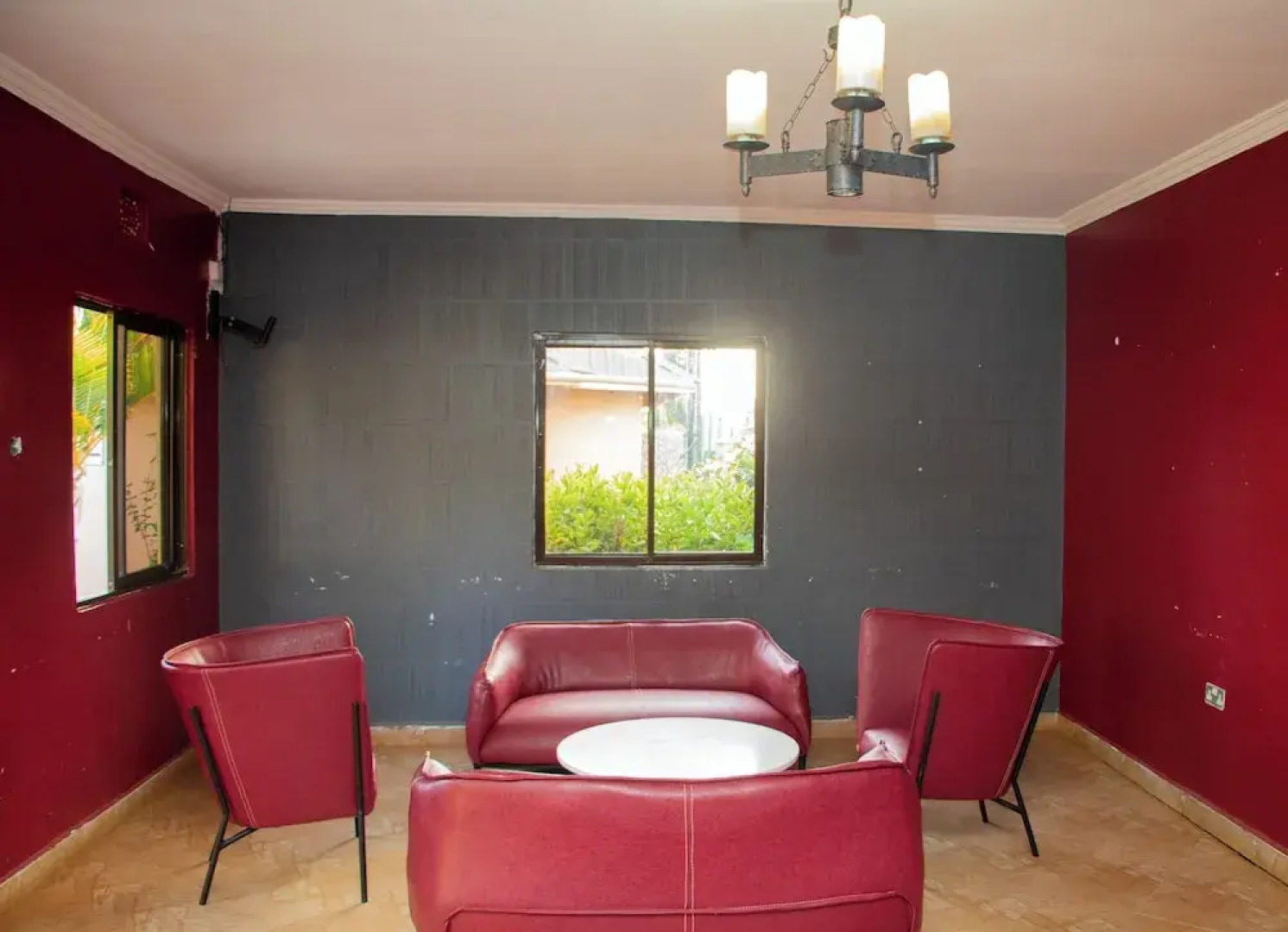 Distinctions Gardens Guest House