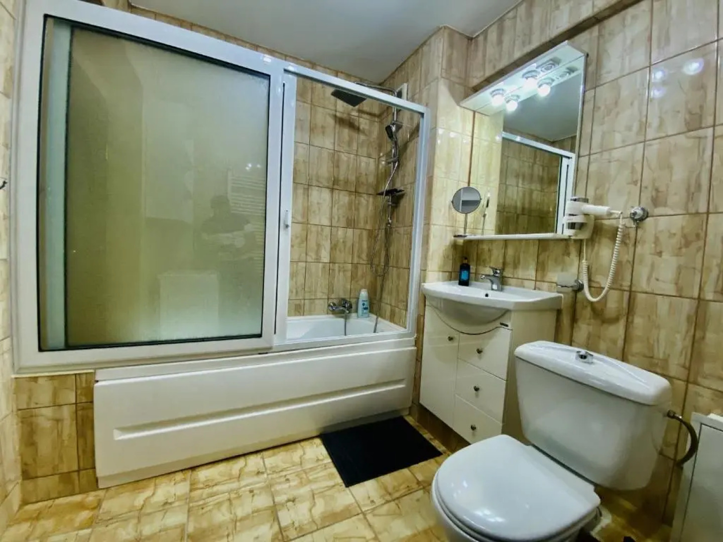 Central & Comfortable Studio