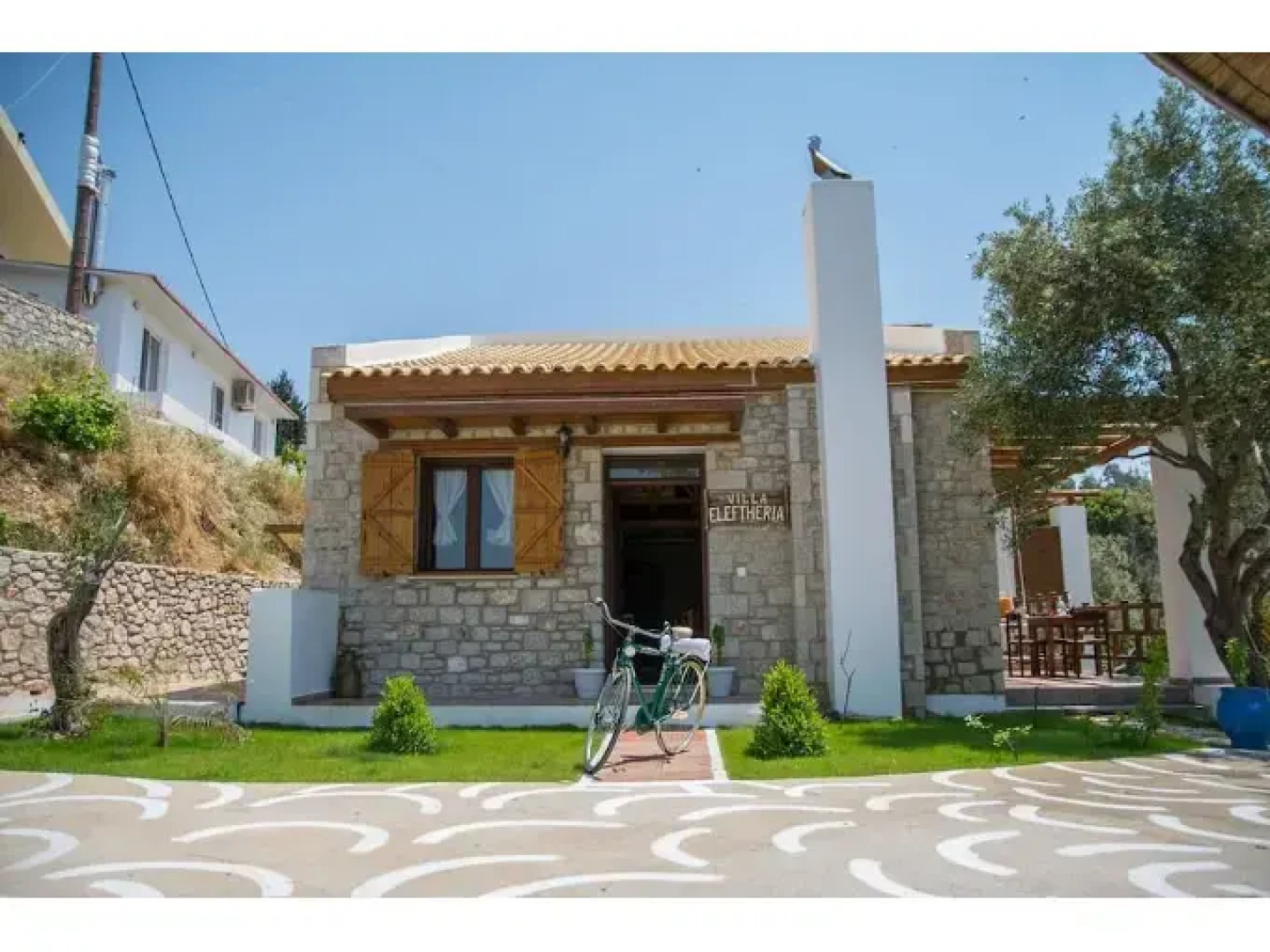 To Stolidi tis Psinthou