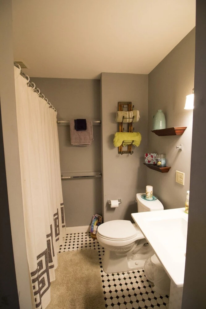 216 E 8th St.  Apartment 1