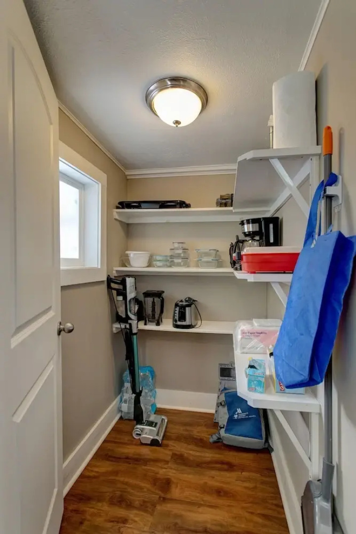 Makani Ea Home 2 Bedroom Home by RedAwning