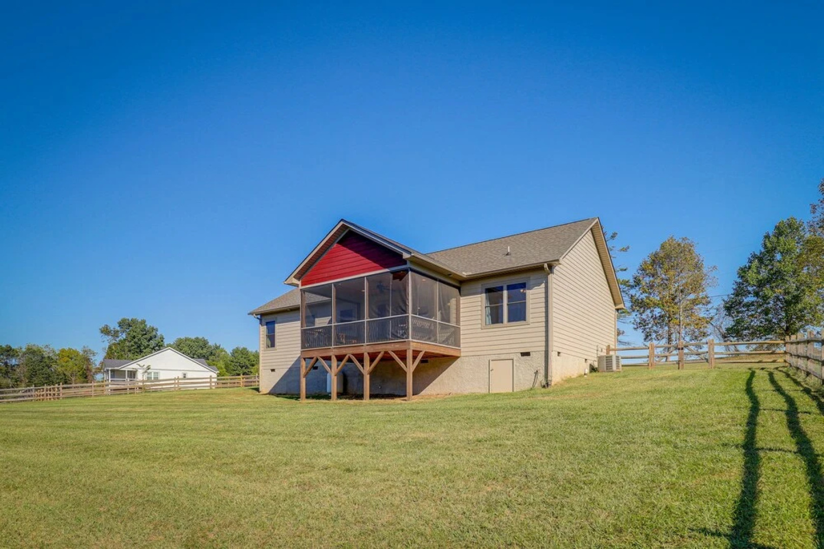 Quiet Weaverville Home w/ Screened-in Porch!