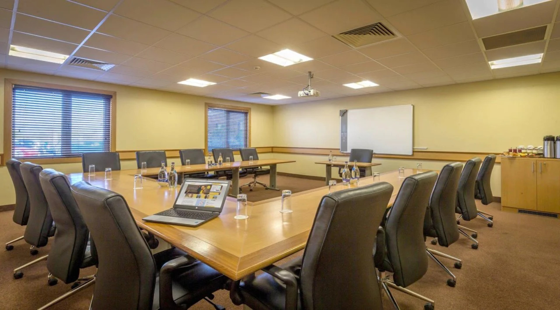 Maldron Hotel Newlands Cross