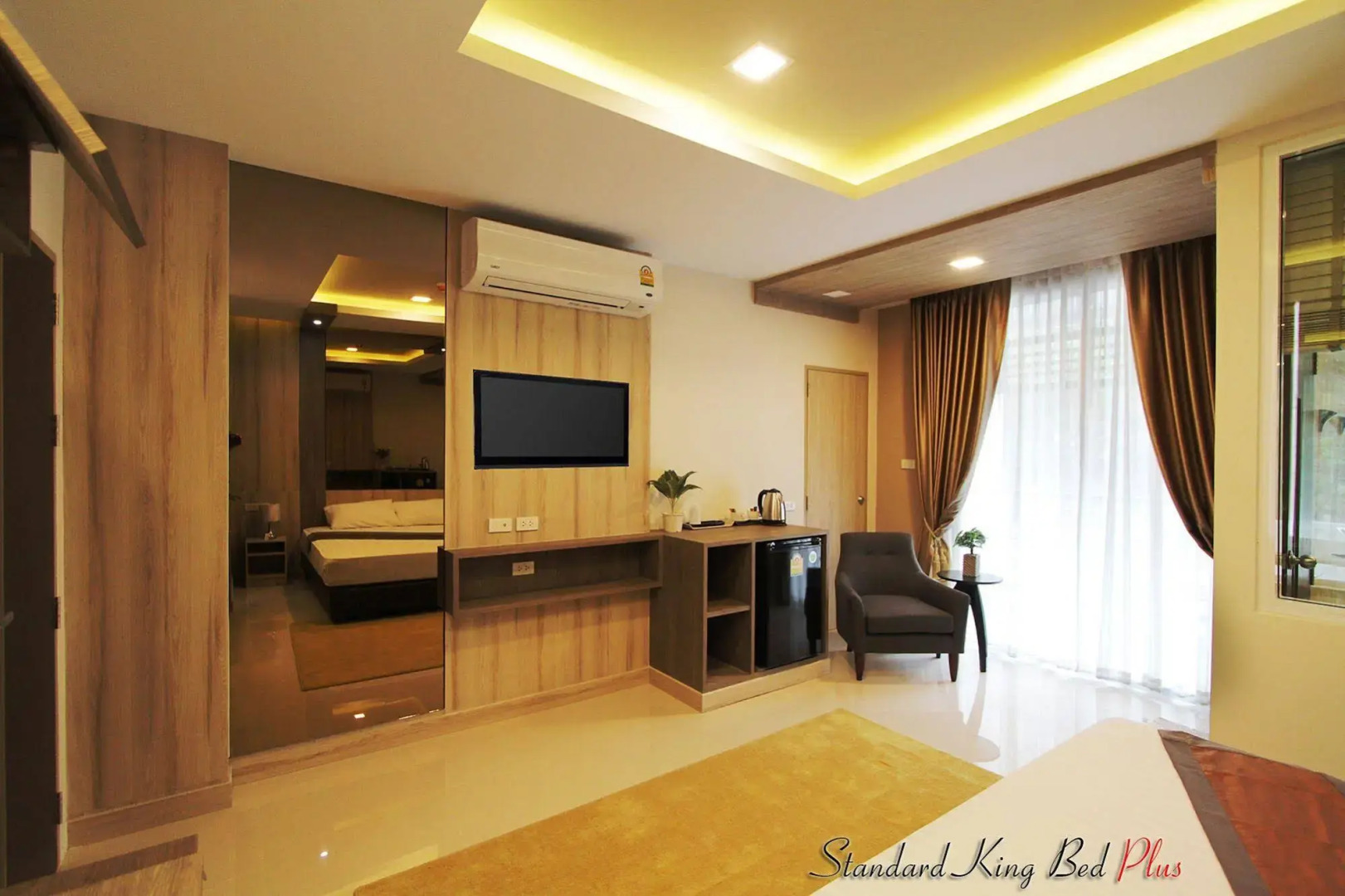 The Contrast i Hotel