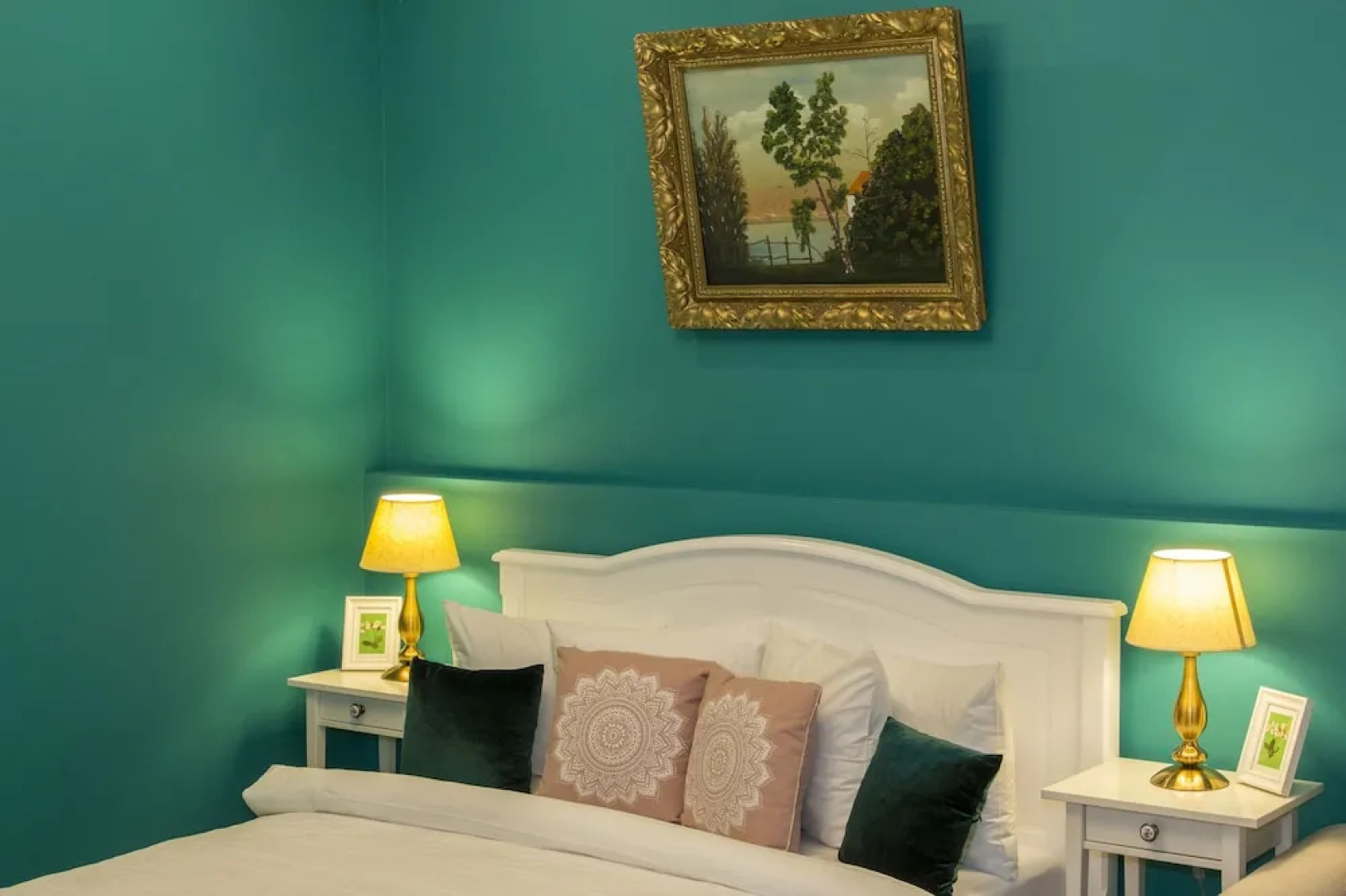 Old Town Studio by MRG