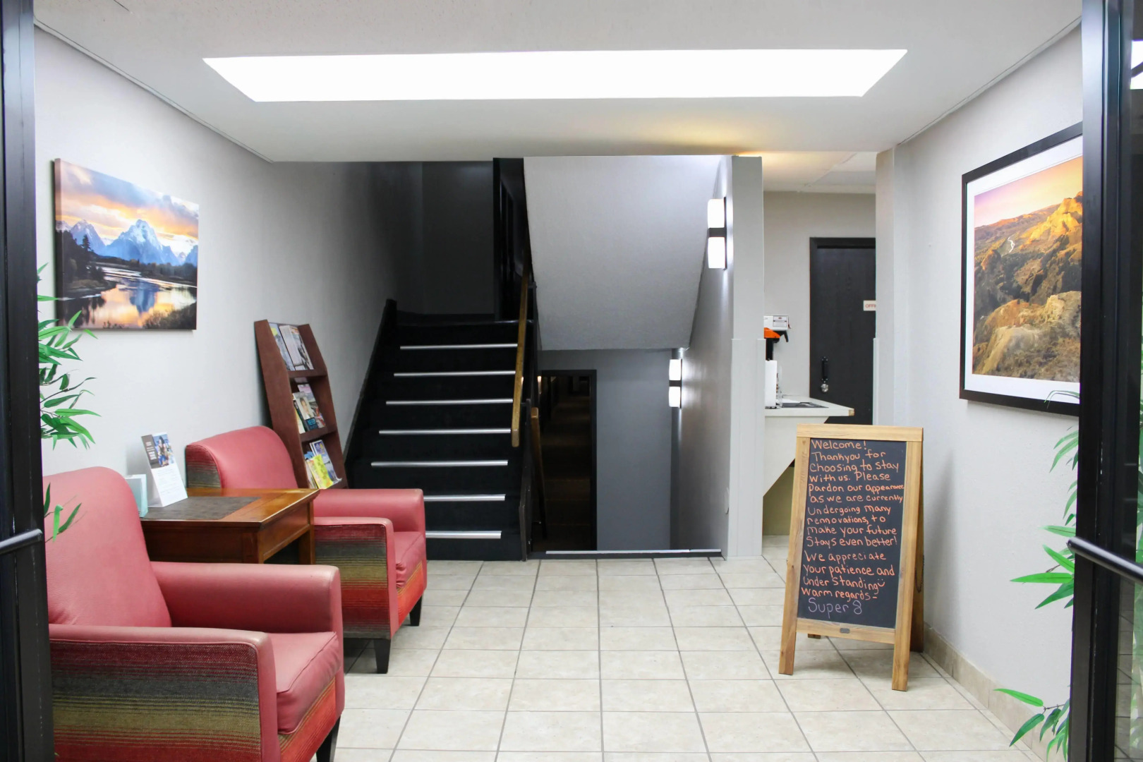 Super 8 by Wyndham Williston ND