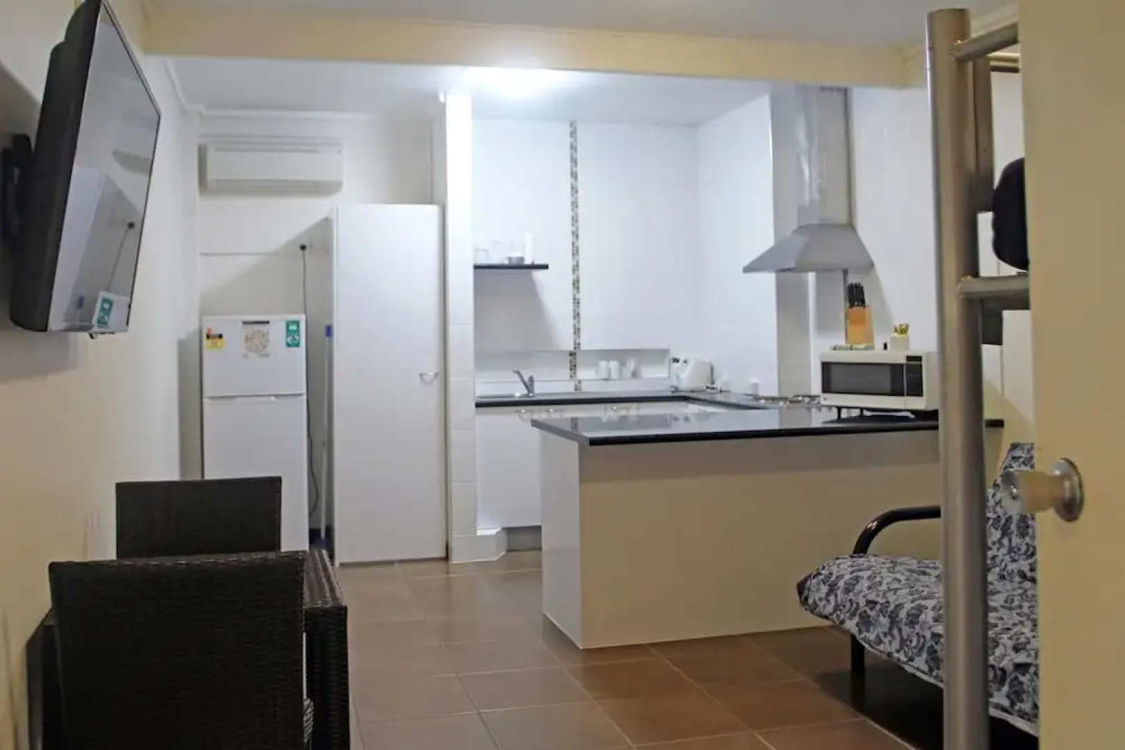 The Stuart Hotel-Motel