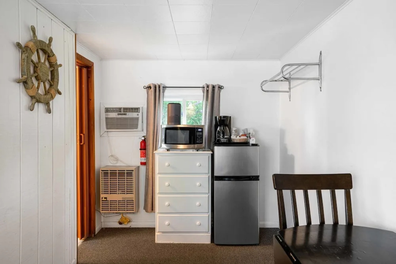 South Arm Retreats Standard Room 4