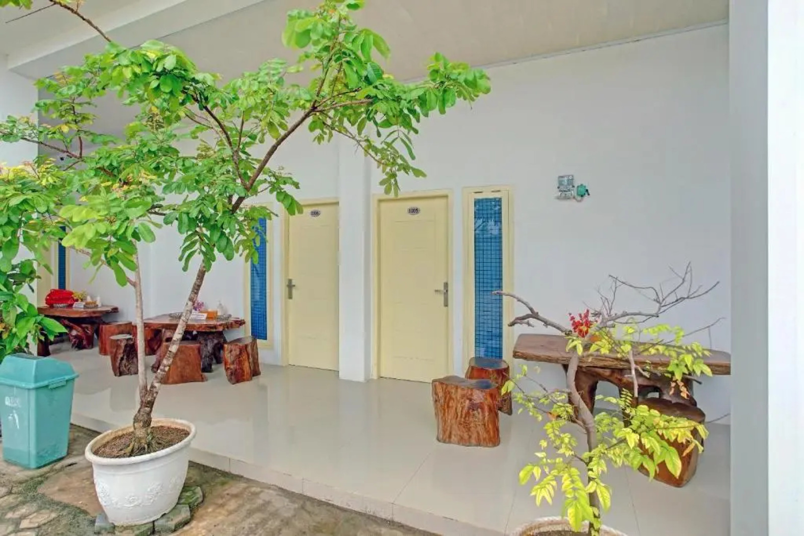 OYO 90404 Pringombo Homestay 2 Syariah