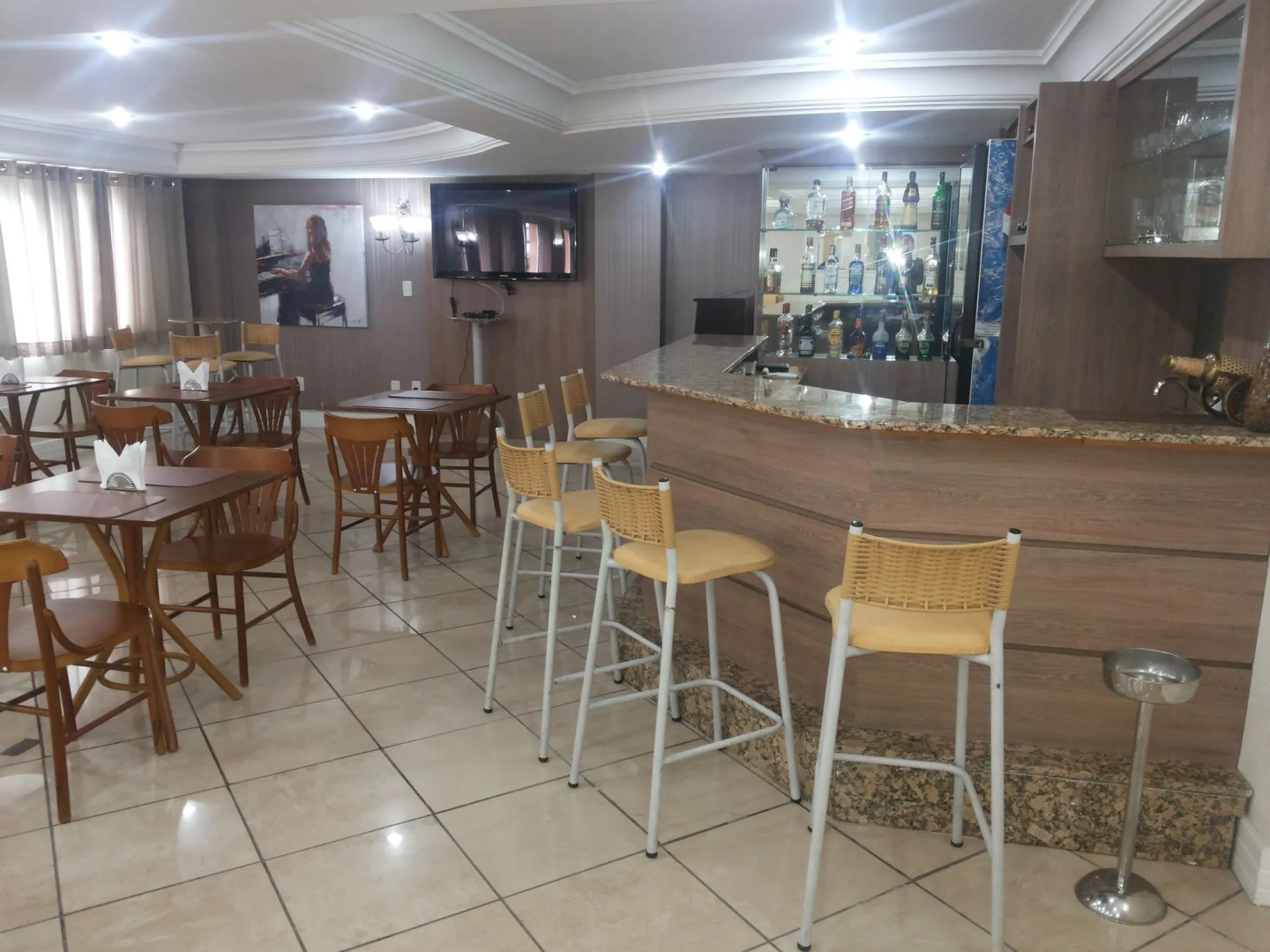 Sky Ville Canela Hotel