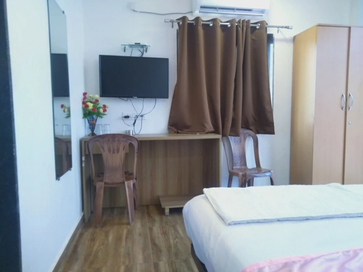 Hotel Karna Residency