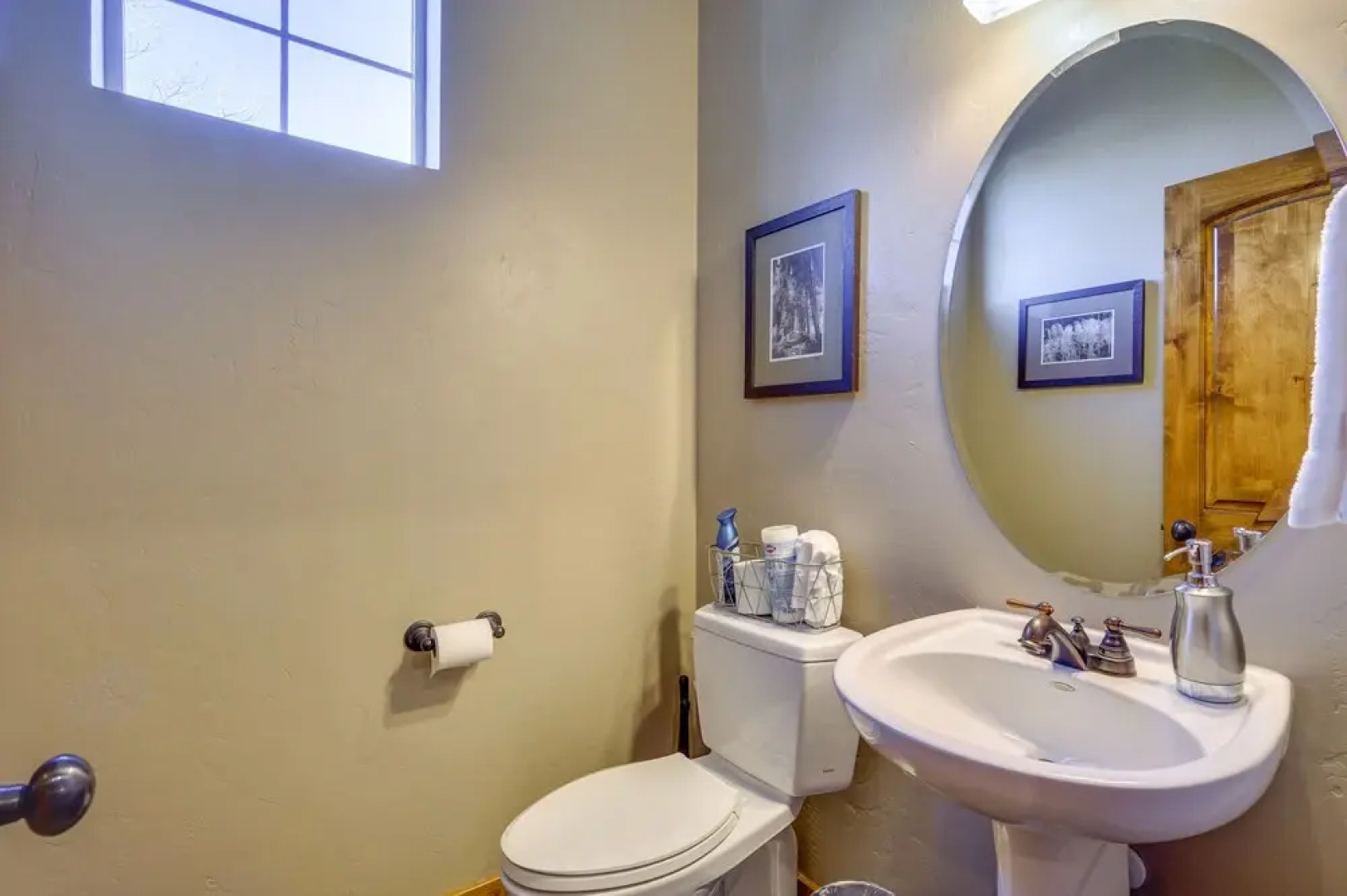 Townhome w/ Outdoor Pool Access: 6 Mi to Park City