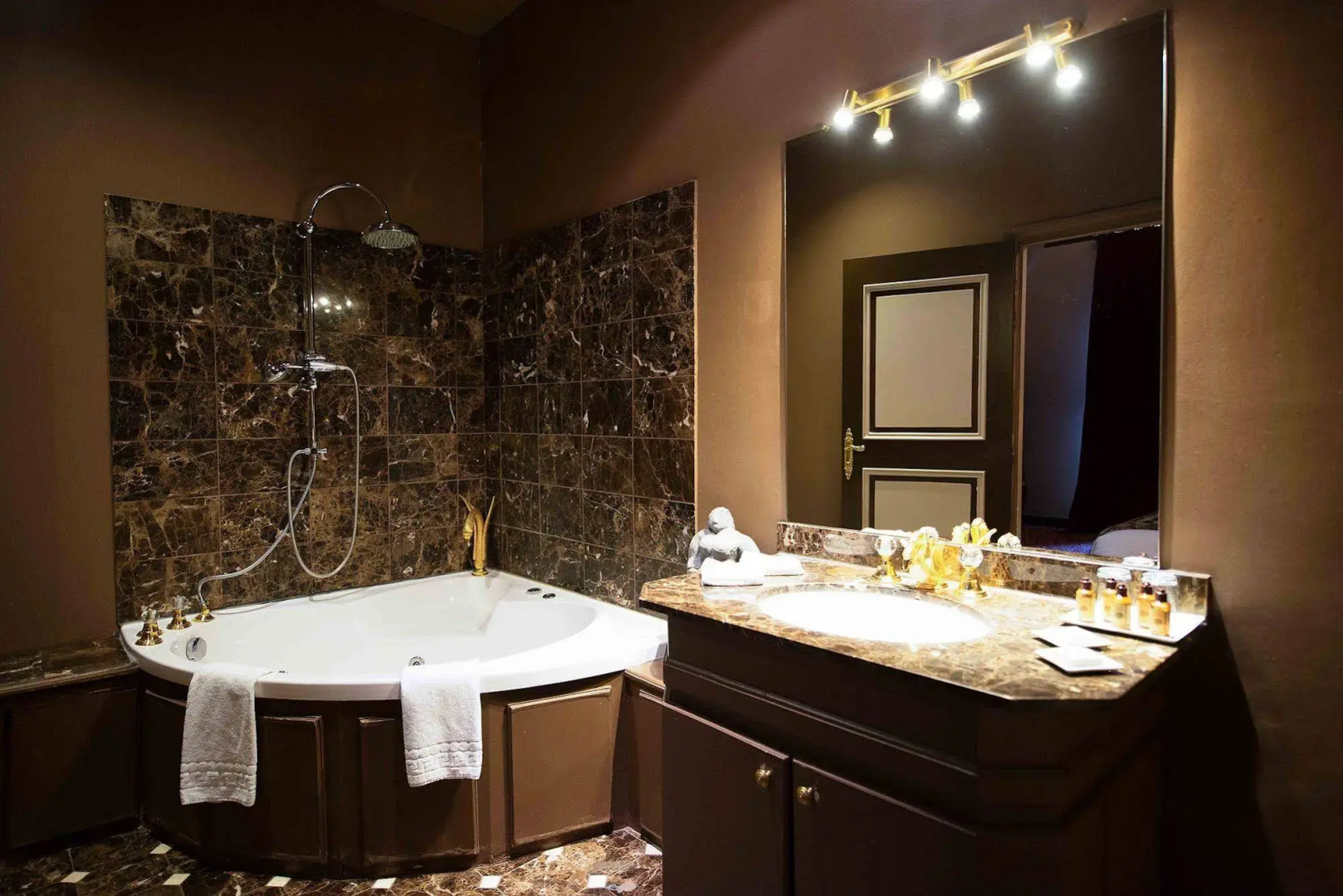 Hotel Le Manoir des Ducs