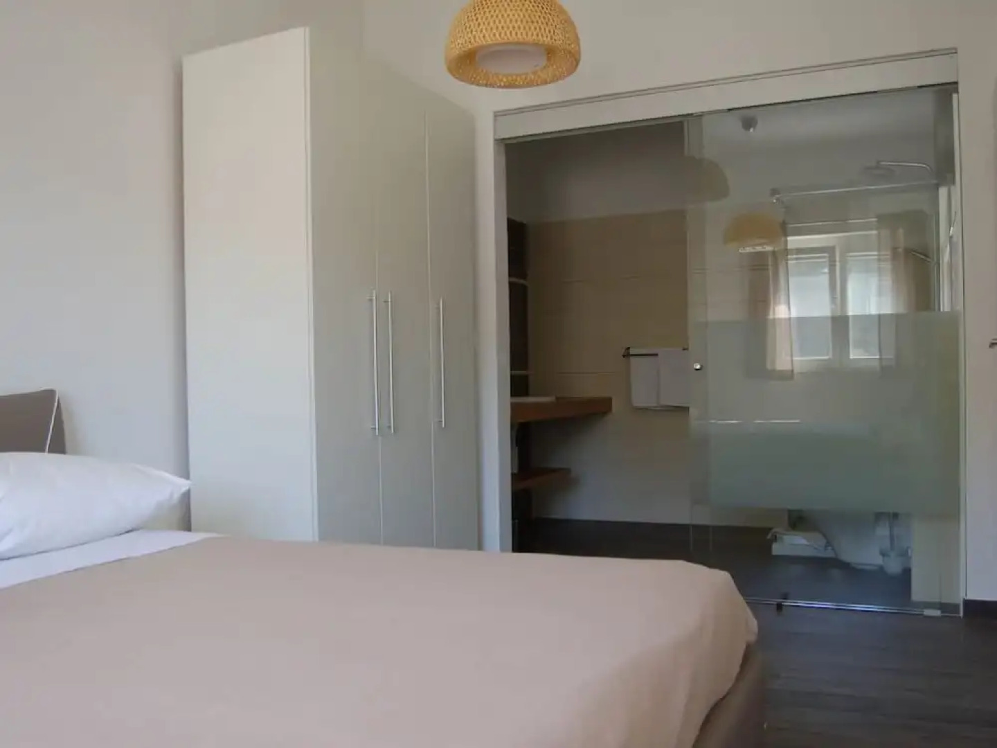 Comfortable Apartment With Roof Terrace and Sea View