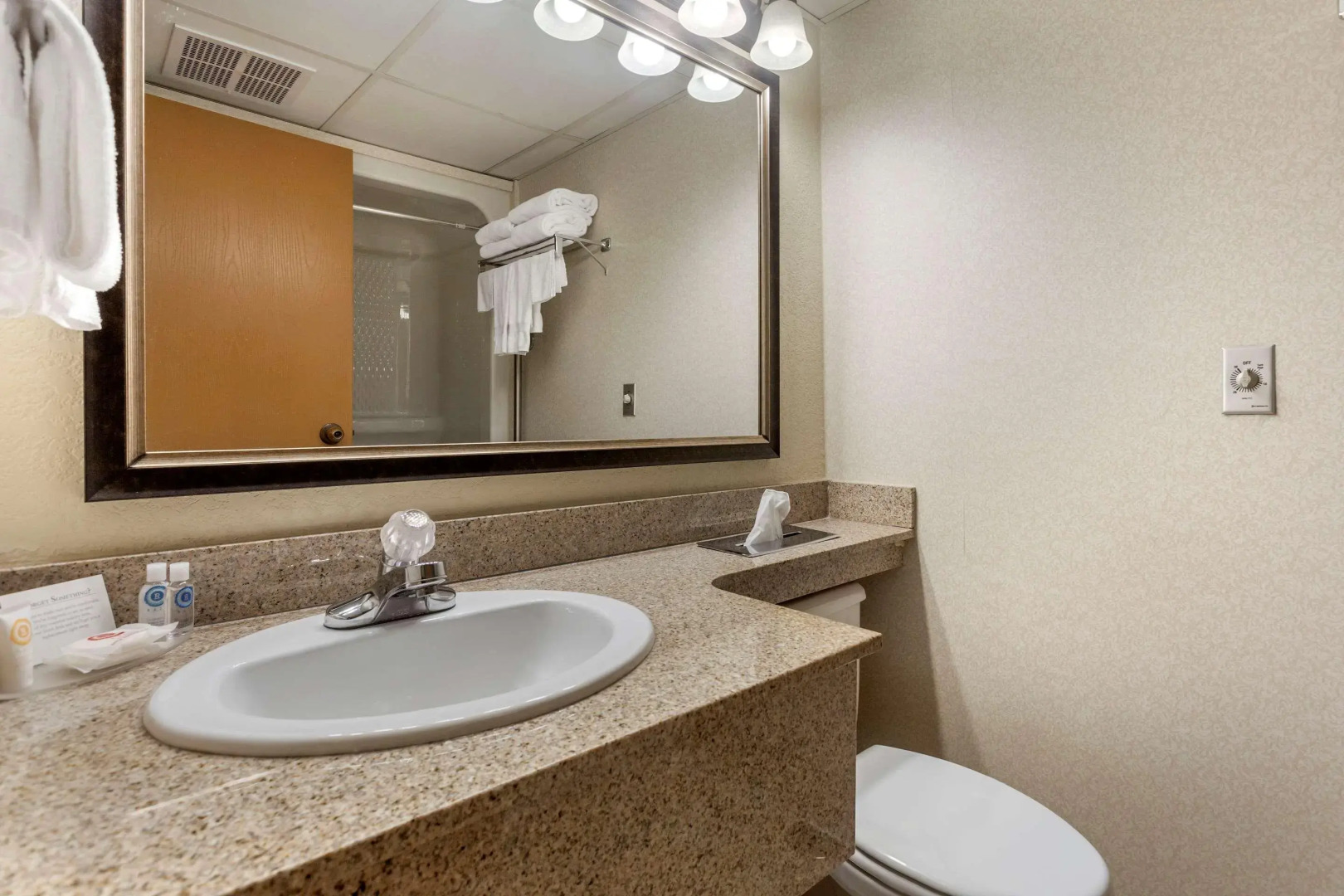 Comfort Inn at Thousand Hills