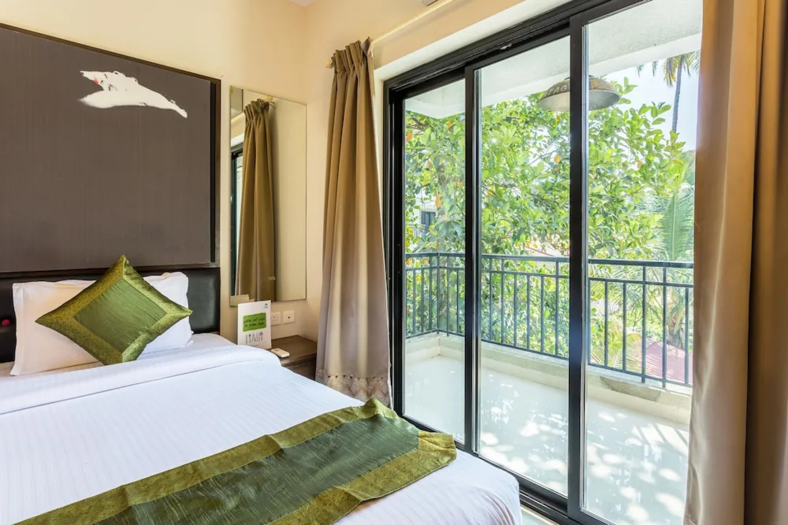 Treebo Trend Zeebo Suites