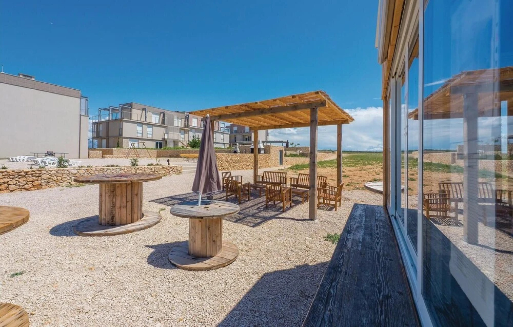 Awesome Home in Povljana With Wifi and 1 Bedrooms